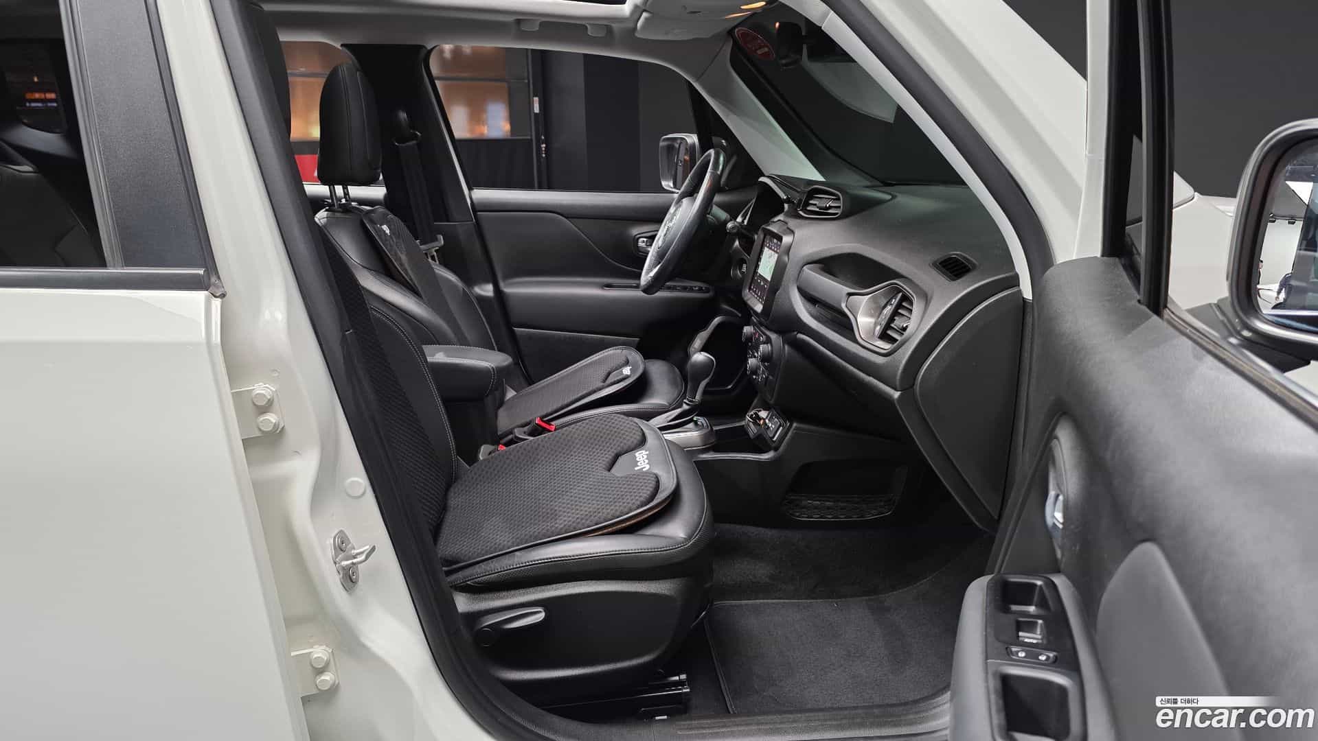 Renegade Jeep 2020.1-OPTION-015