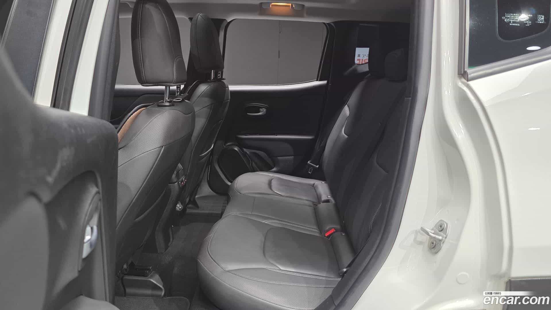 Renegade Jeep 2020.1-OPTION-016