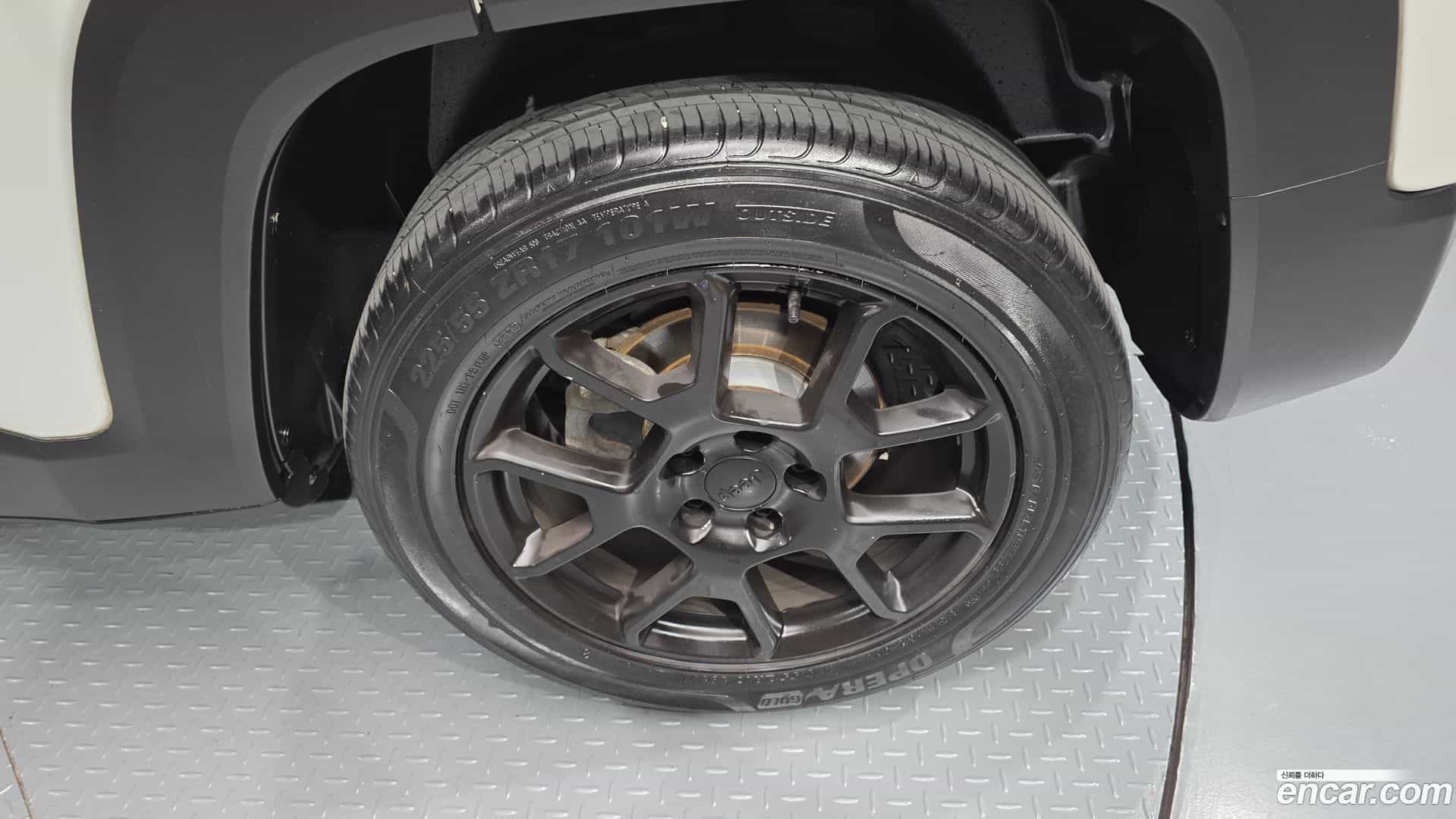 Renegade Jeep 2020.1-OUTER-031