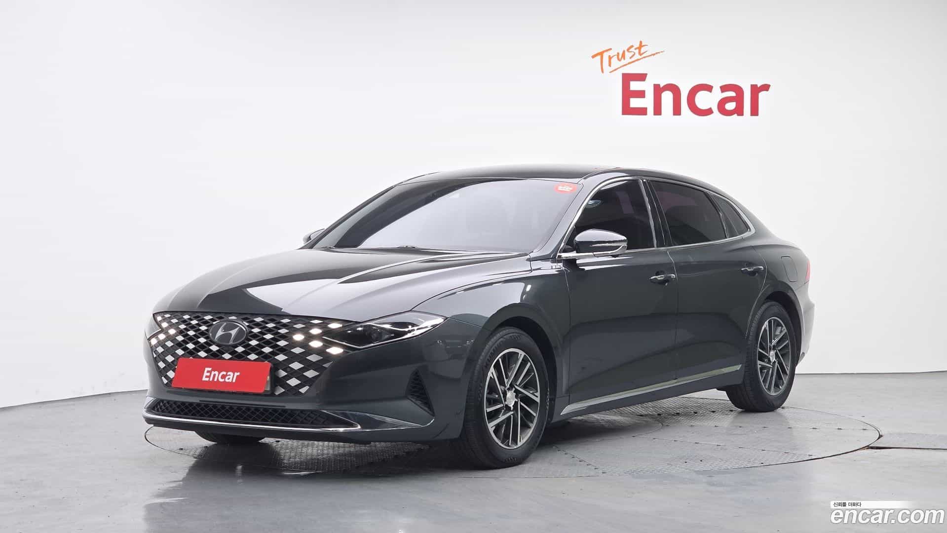 Grandeur Hyundai 2020.10-OUTER-001