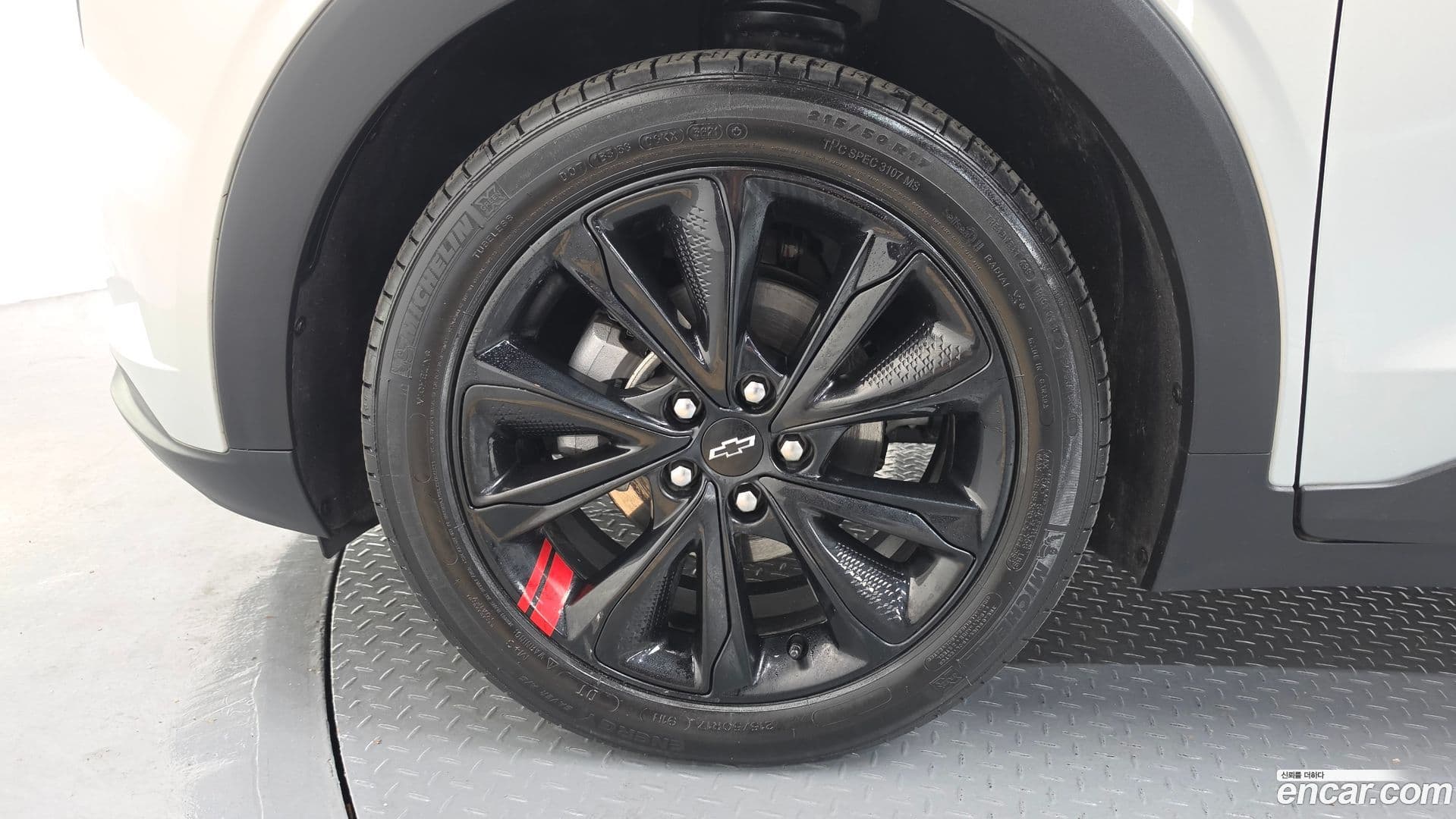 Main__Slider__Photo:볼트 EUV Chevrolet 2023.9-4