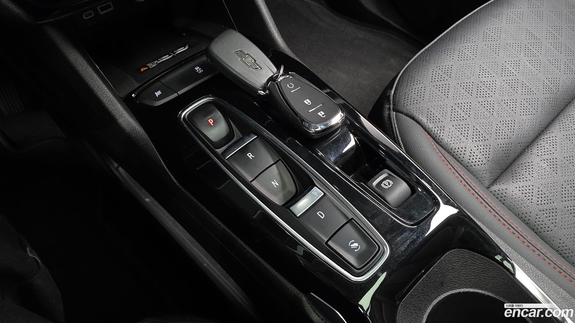 Main__Slider__Photo:볼트 EUV Chevrolet 2023.9-8