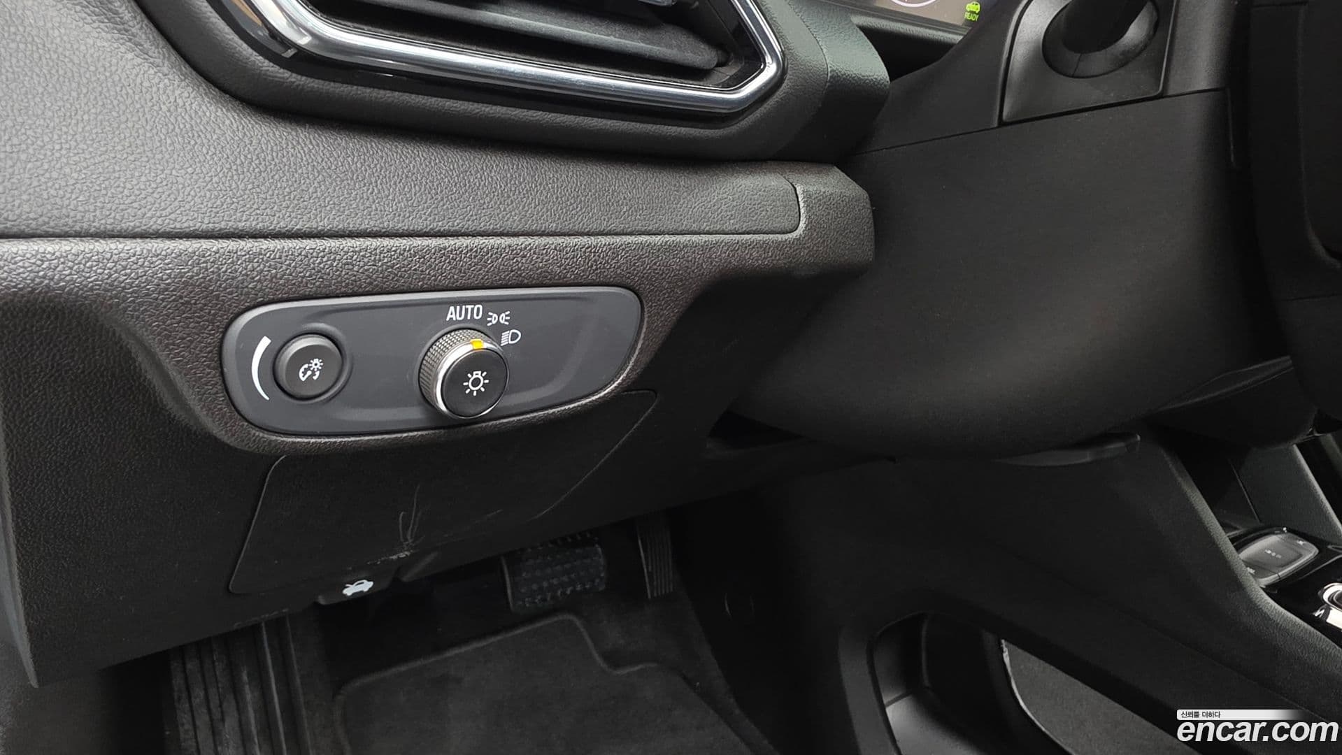 Main__Slider__Photo:볼트 EUV Chevrolet 2023.9-13
