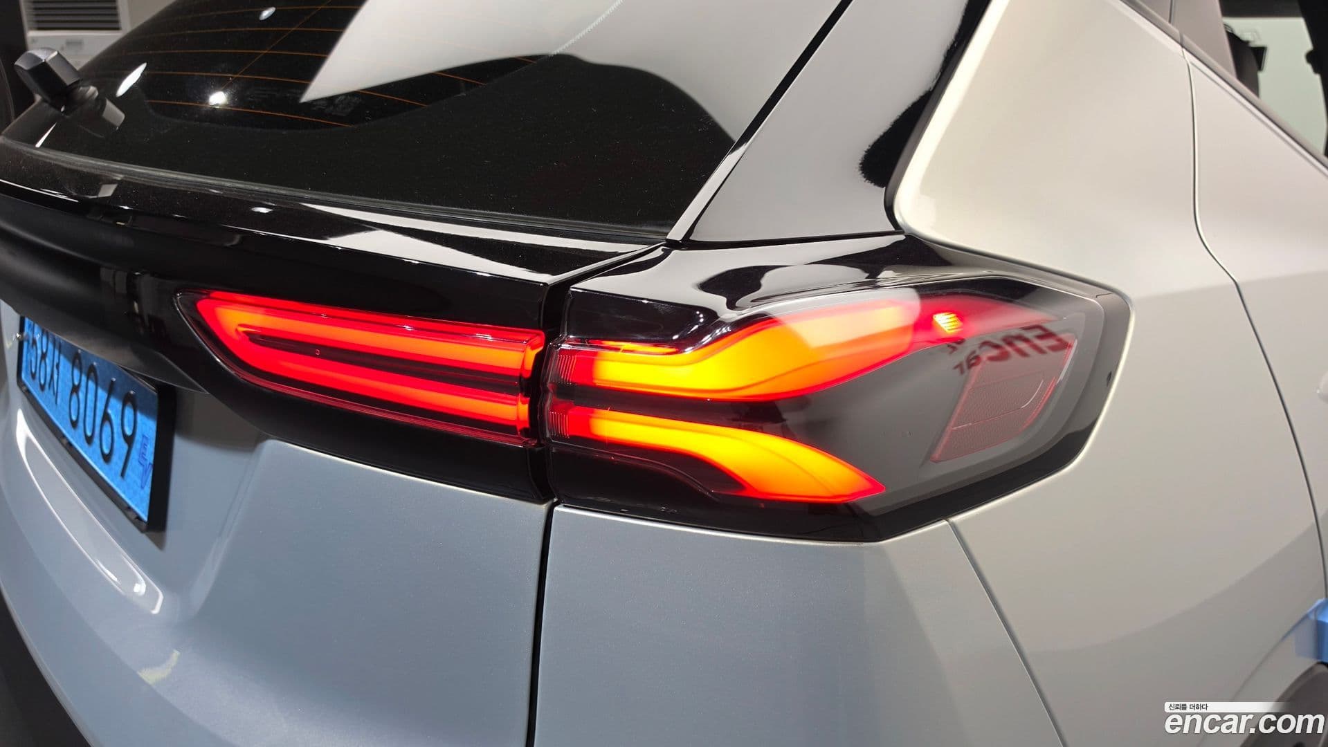Main__Slider__Photo:볼트 EUV Chevrolet 2023.9-22