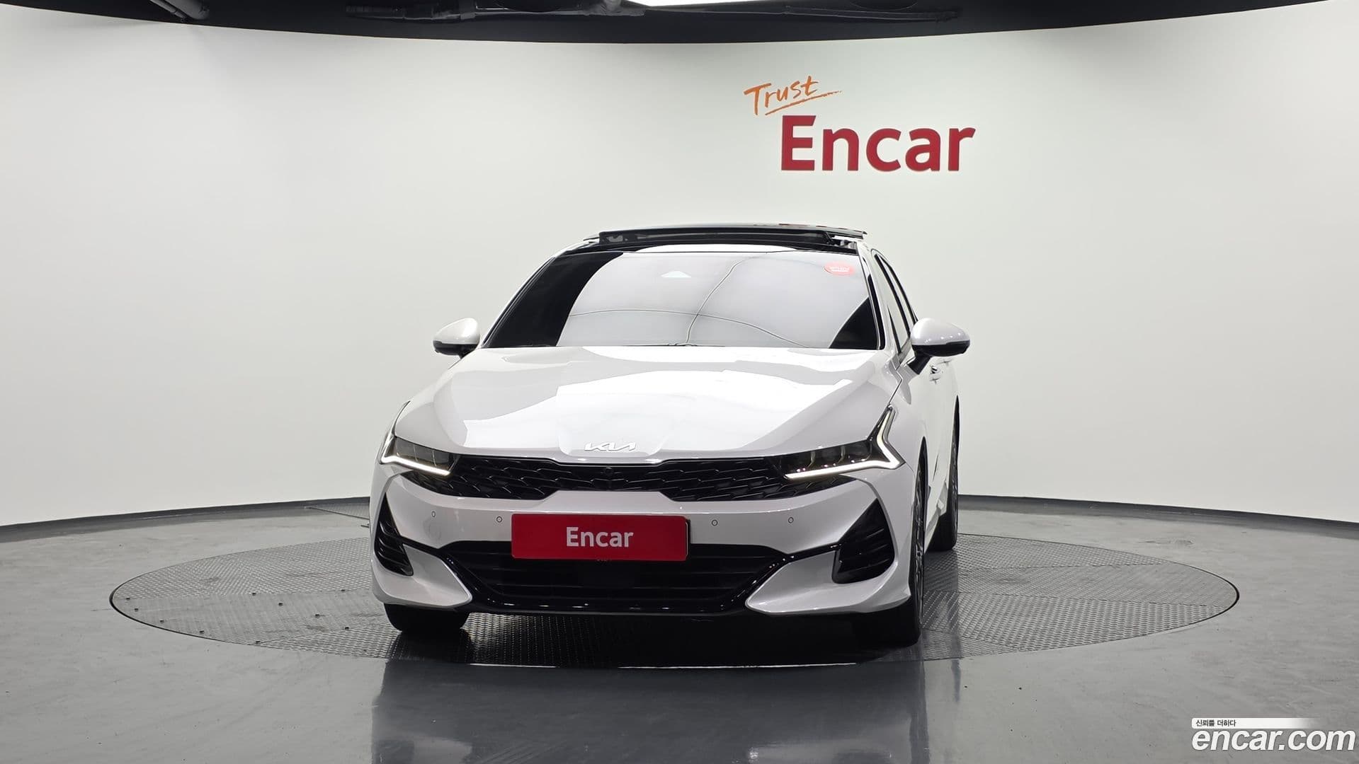 Main__Slider__Photo:K5 Kia 2021.10-2