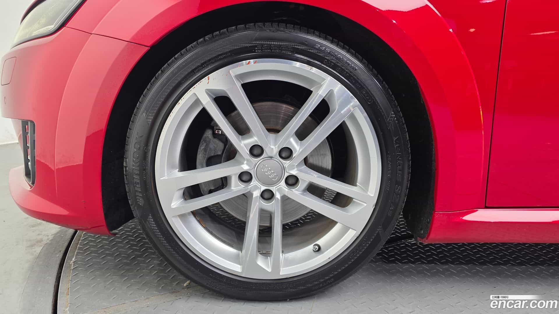 TT Audi 2015.10-OUTER-005