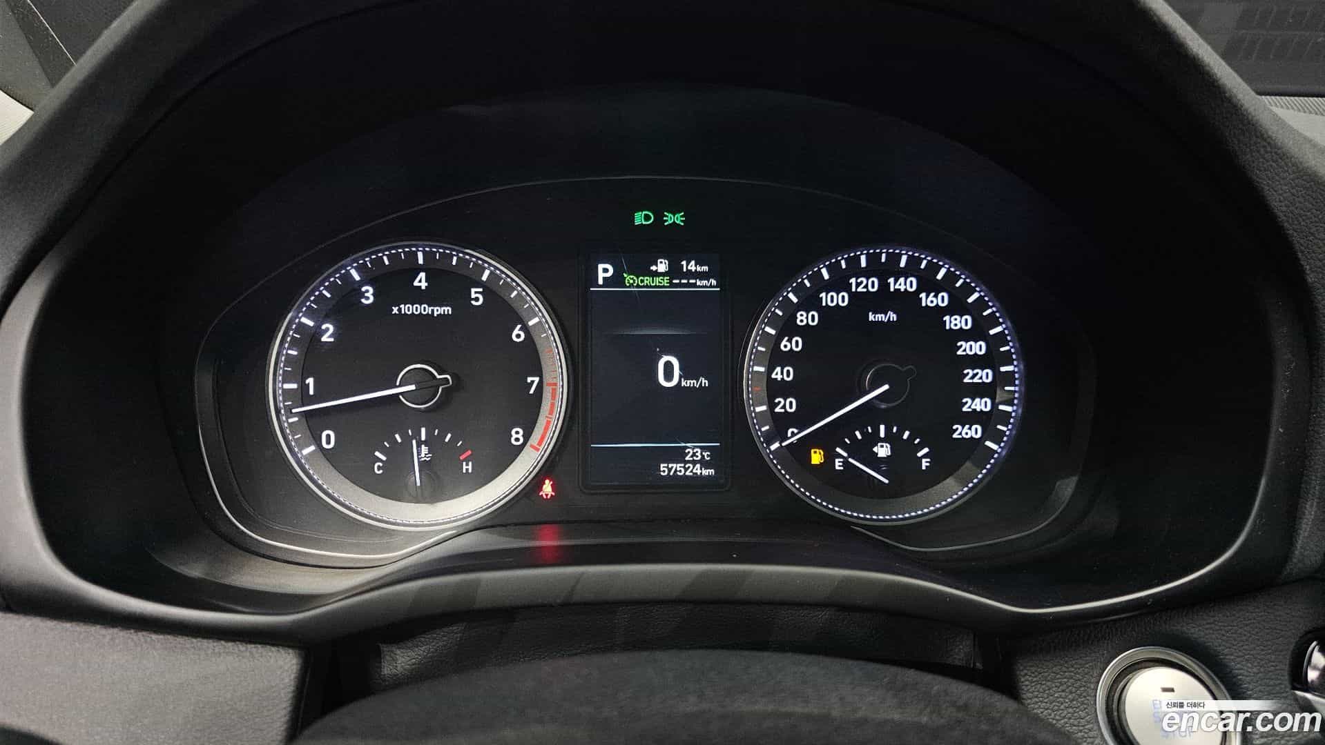 Grandeur Hyundai 2018.9-INNER-008