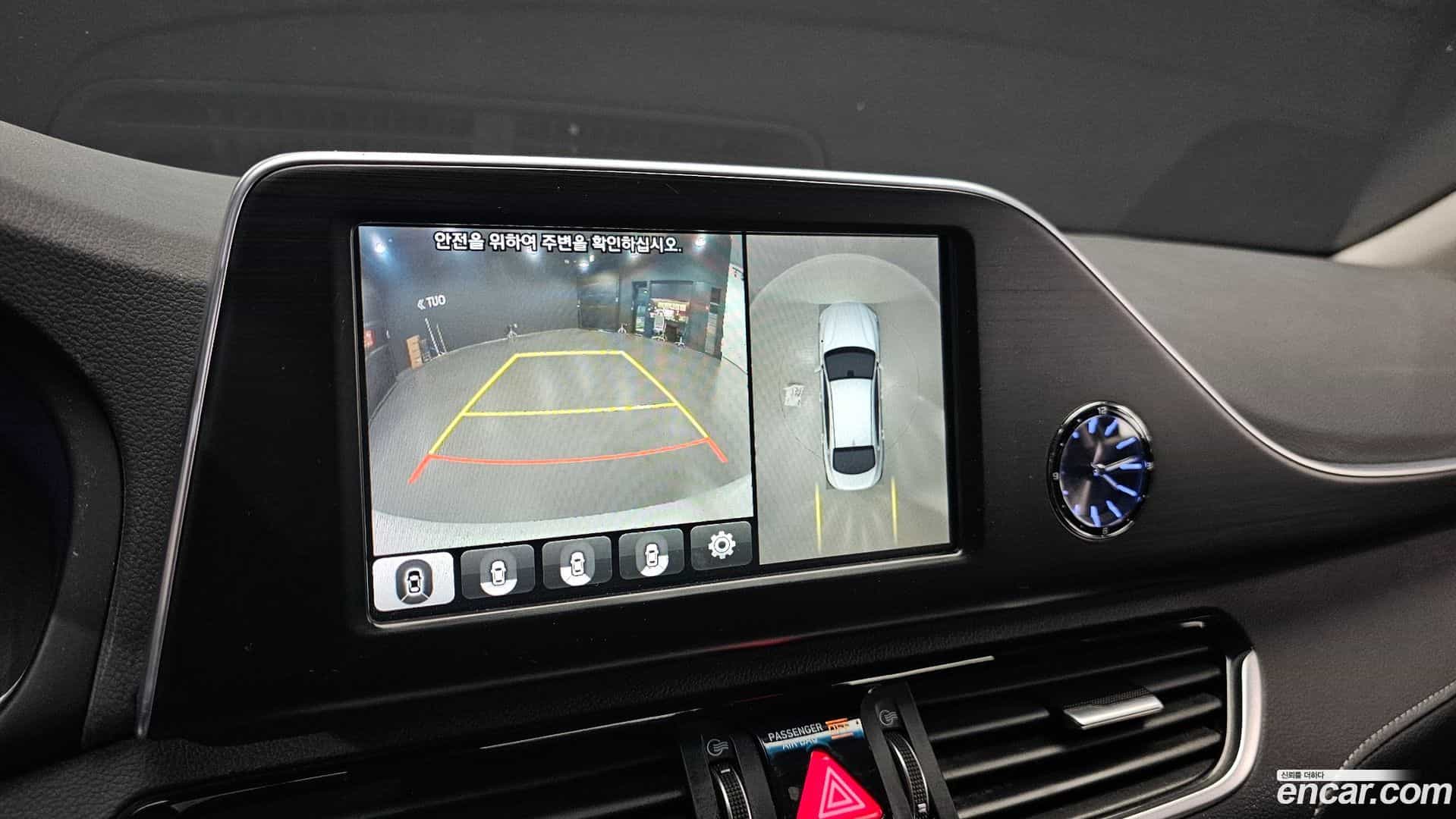 Grandeur Hyundai 2018.9-OPTION-019