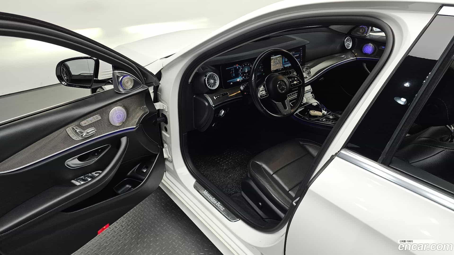 E-Class Mercedes-Benz 2020.3-OPTION-015