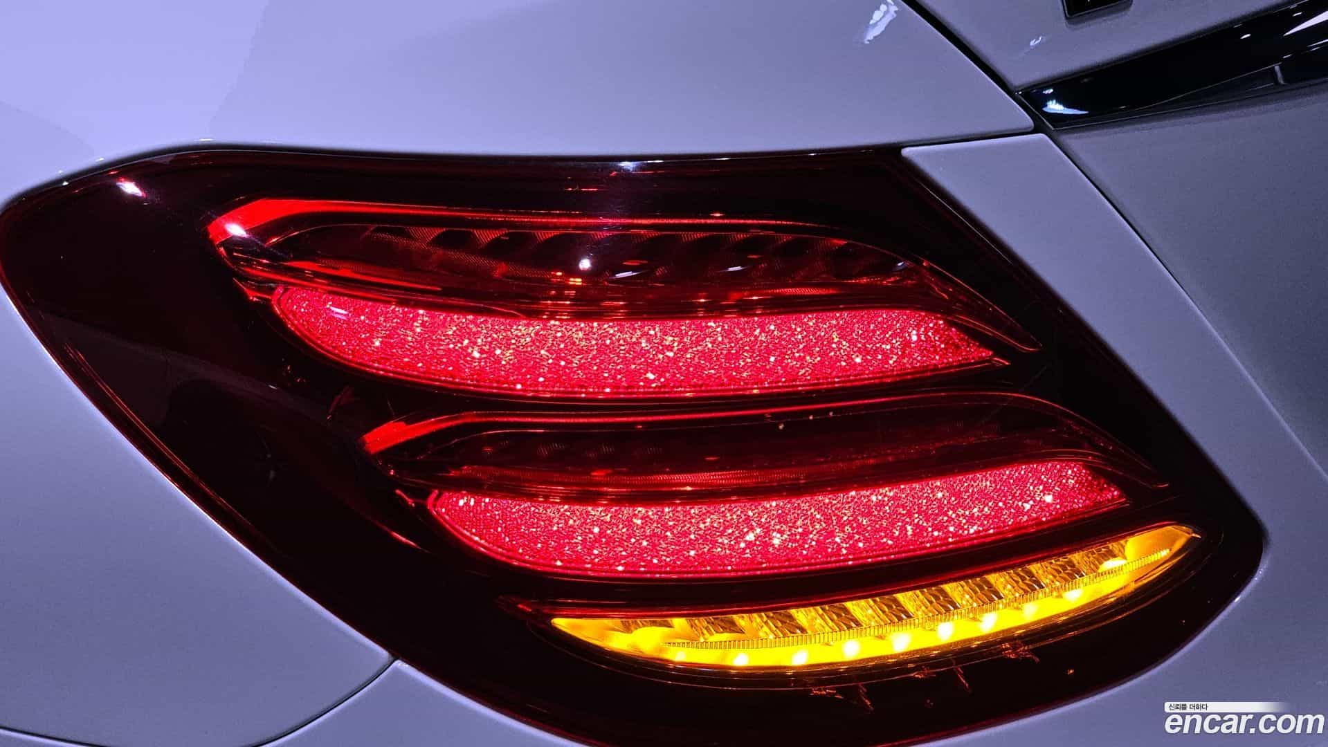 E-Class Mercedes-Benz 2020.3-OUTER-033