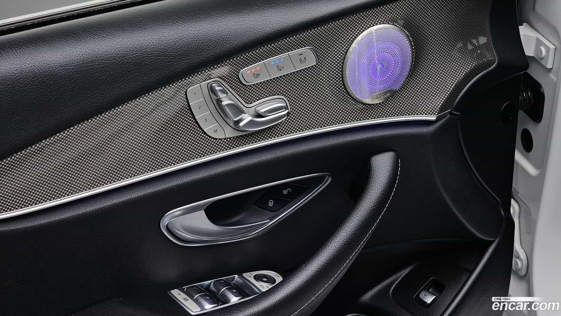 E-Class Mercedes-Benz 2020.3-OPTION-044