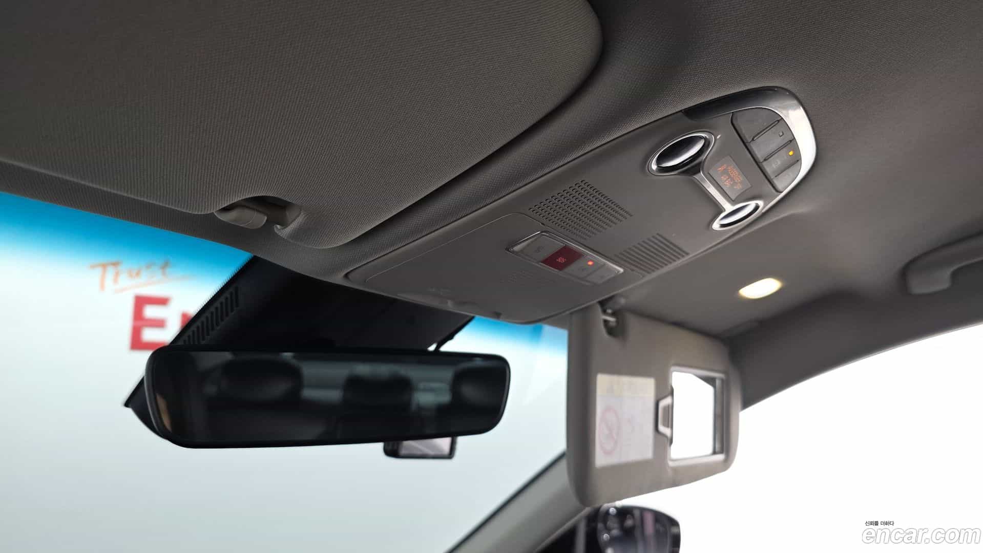 Grandeur Hyundai 2022.5-OPTION-022