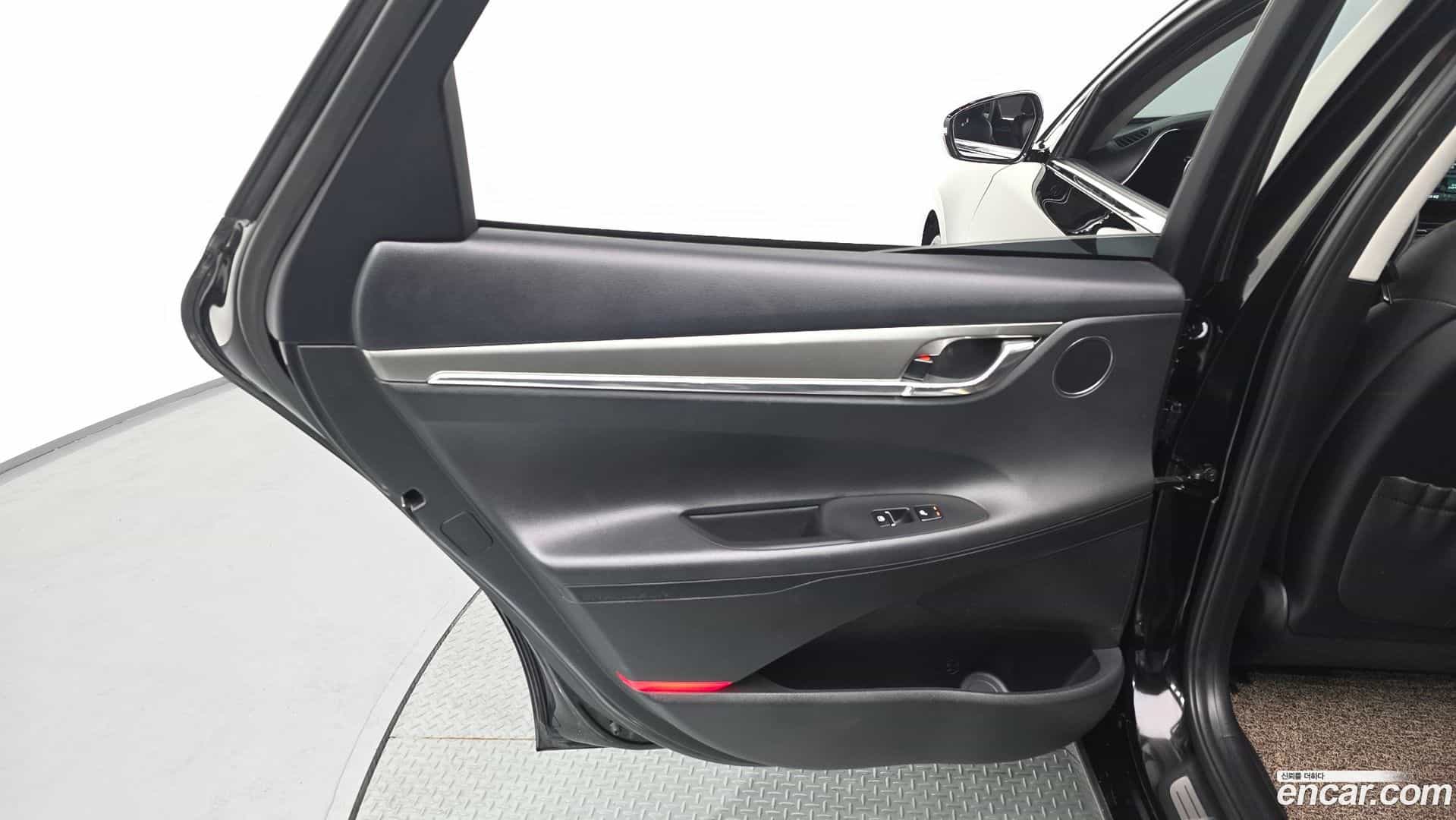 Grandeur Hyundai 2022.5-INNER-035