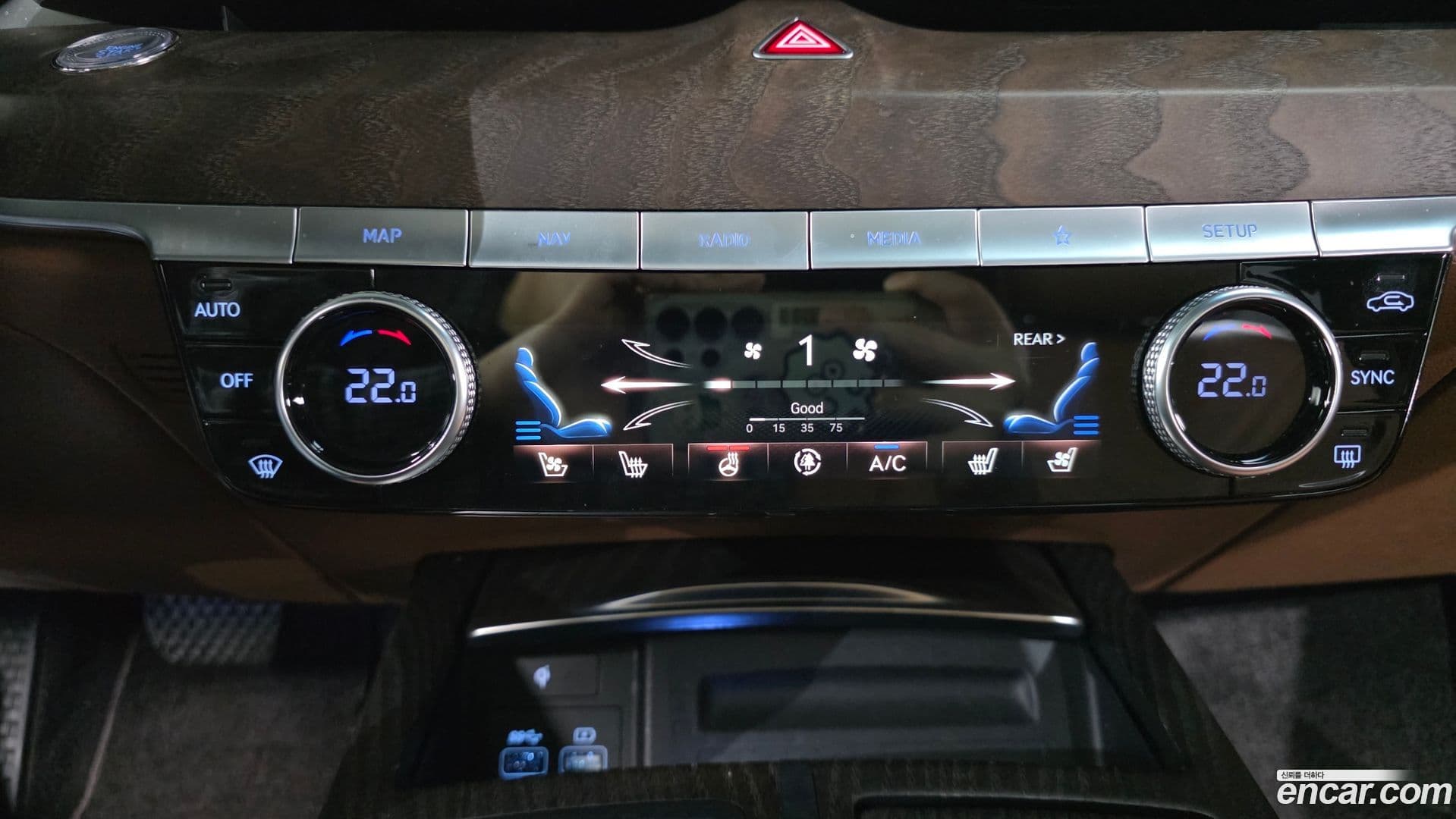 Main__Slider__Photo:G80 Genesis 2021.2-16
