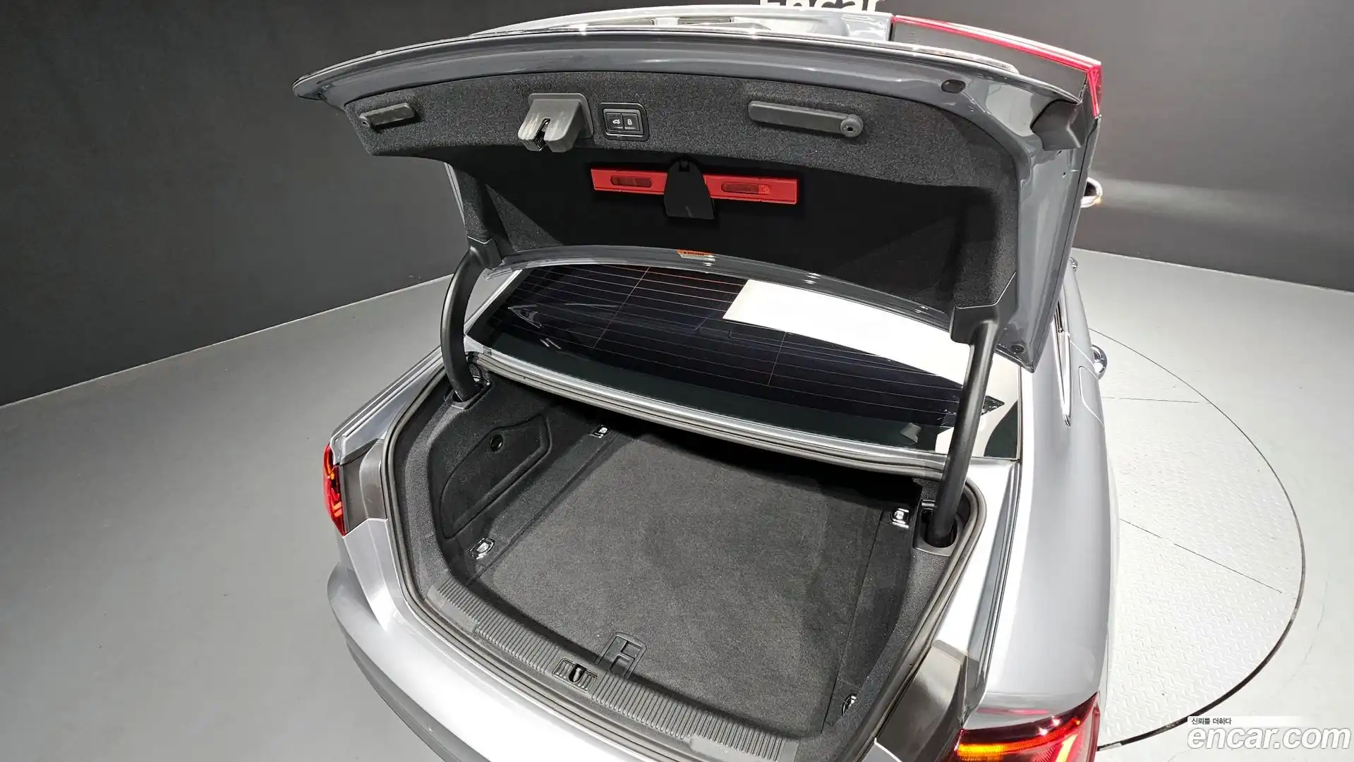 A6 Audi 2018.4-OPTION-044