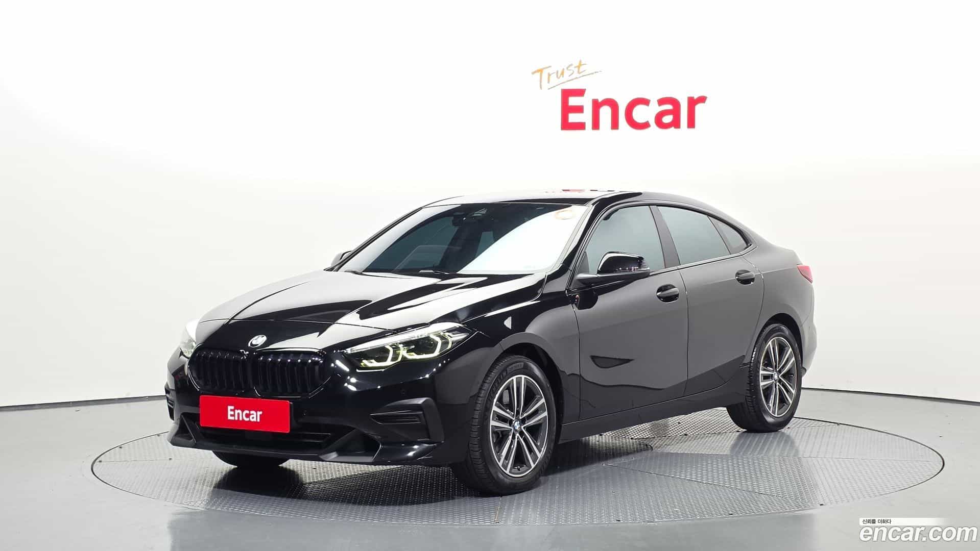 2-Series BMW 2022.1-OUTER-001