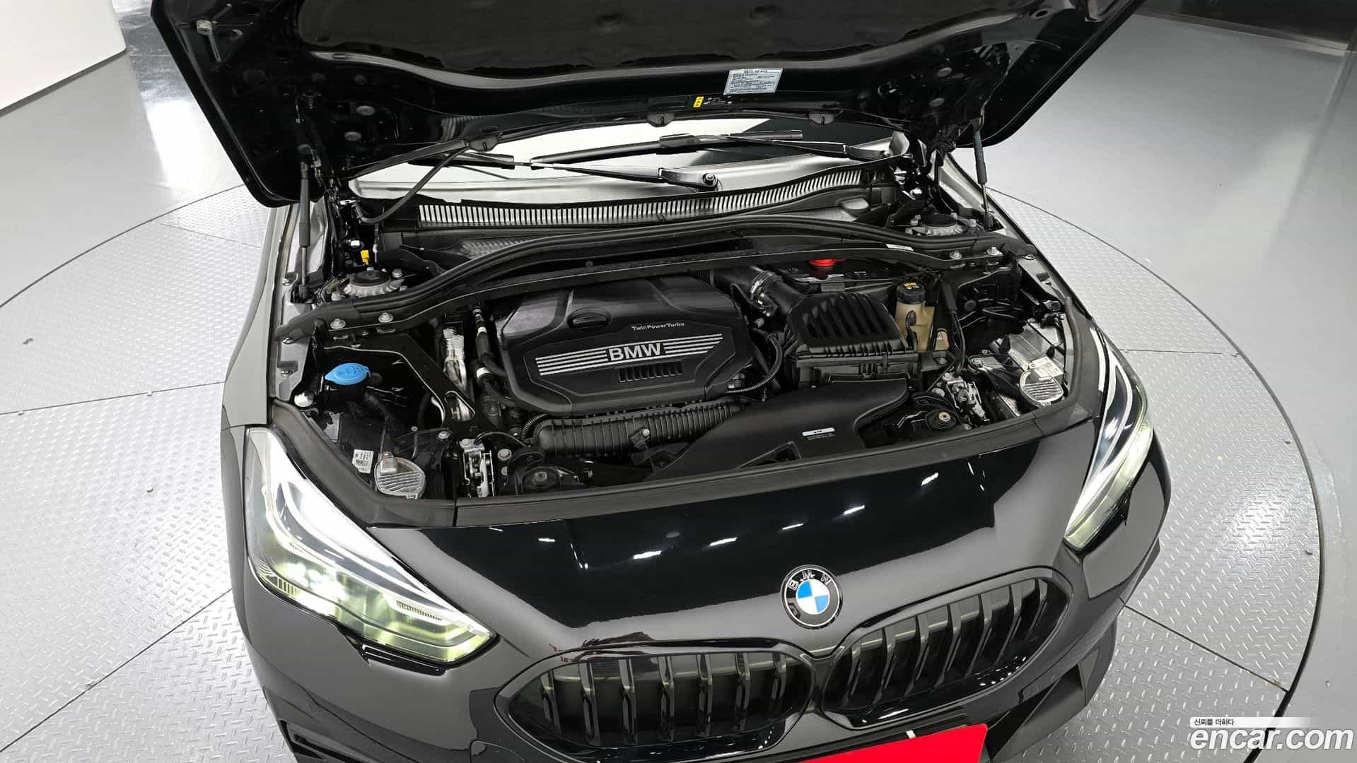 2-Series BMW 2022.1-OUTER-006