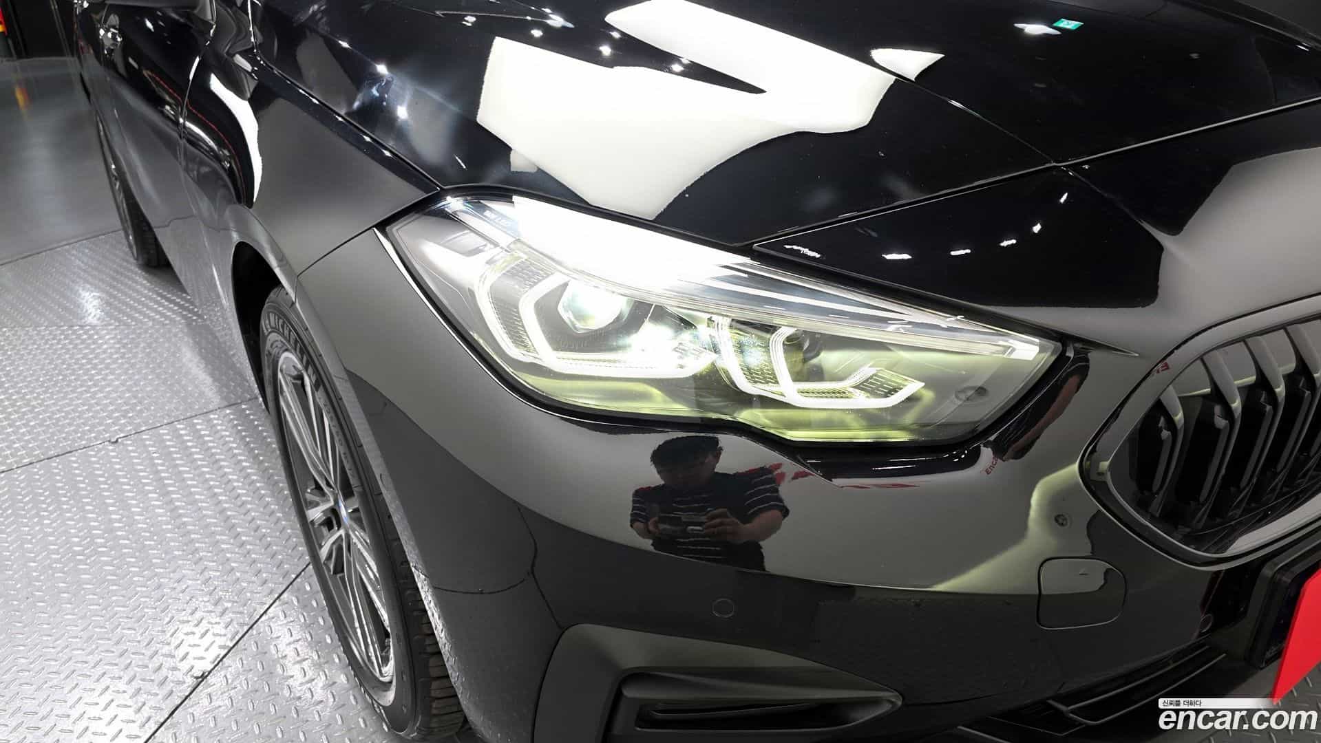 2-Series BMW 2022.1-OUTER-032