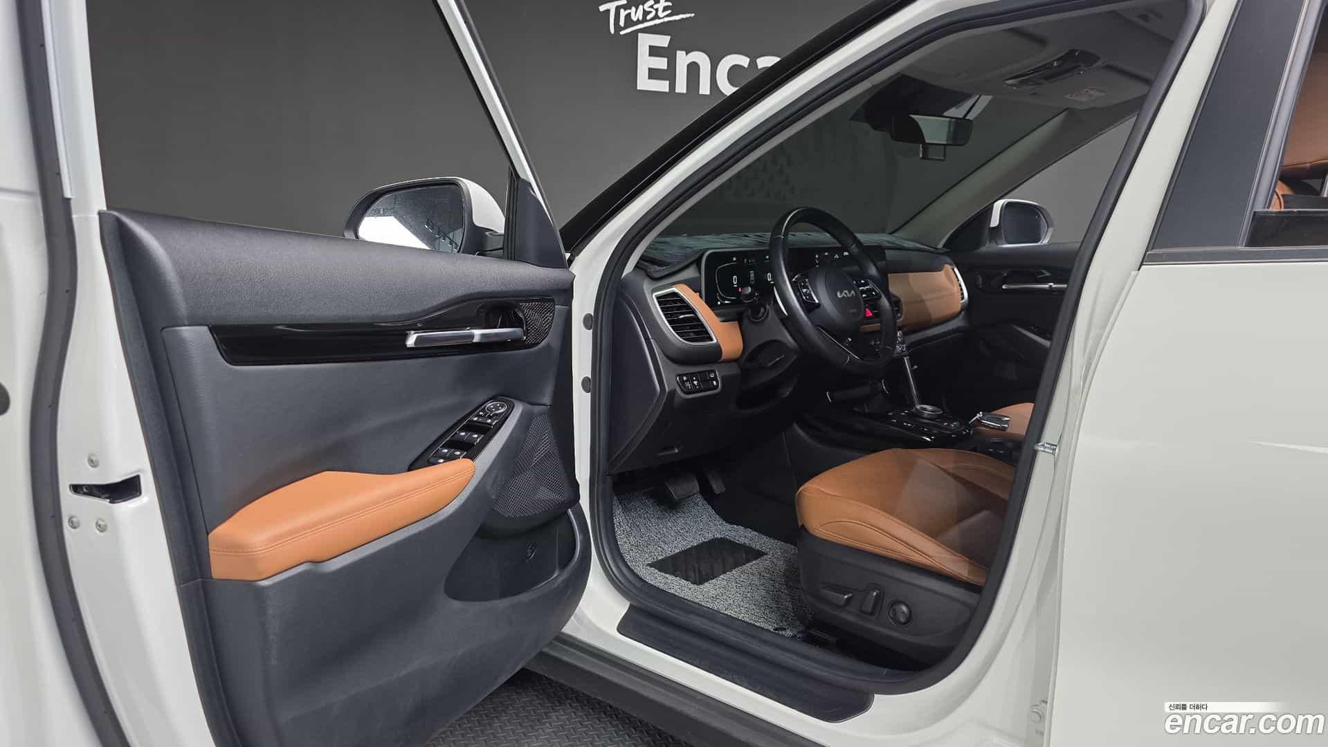 Seltos Kia 2023.5-INNER-010