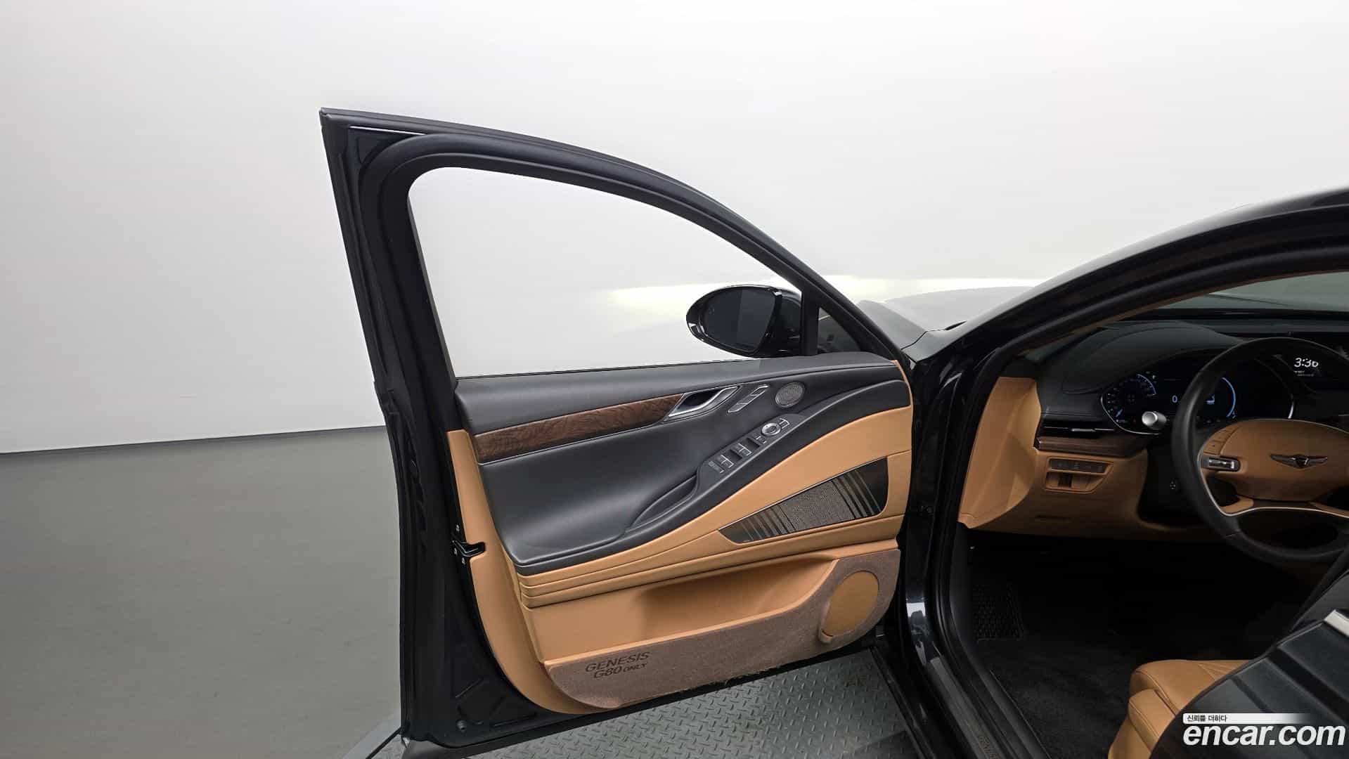 G80 Genesis 2021.3-INNER-034