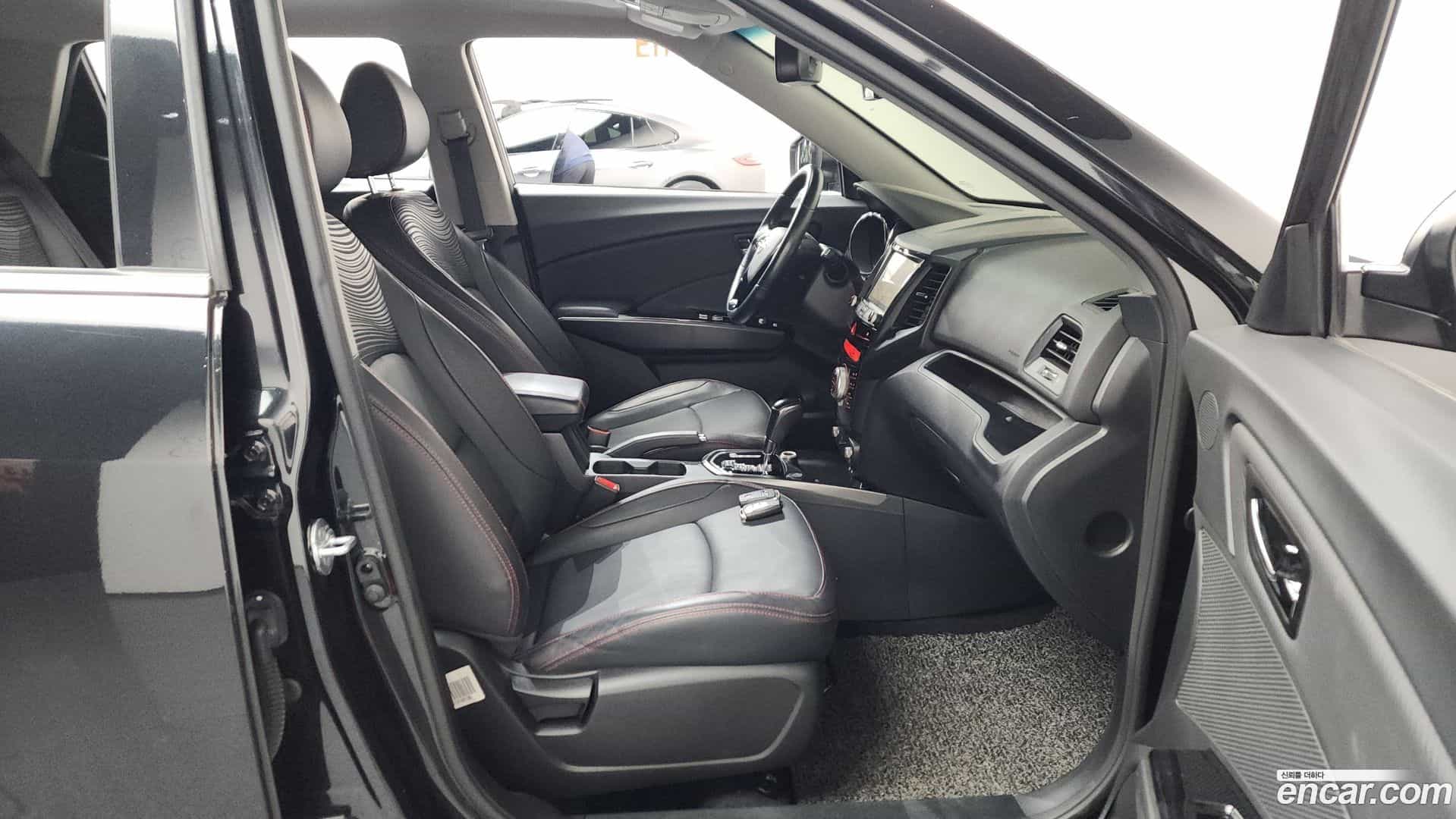 TIBOLI KG Mobility 2017.2-OPTION-015