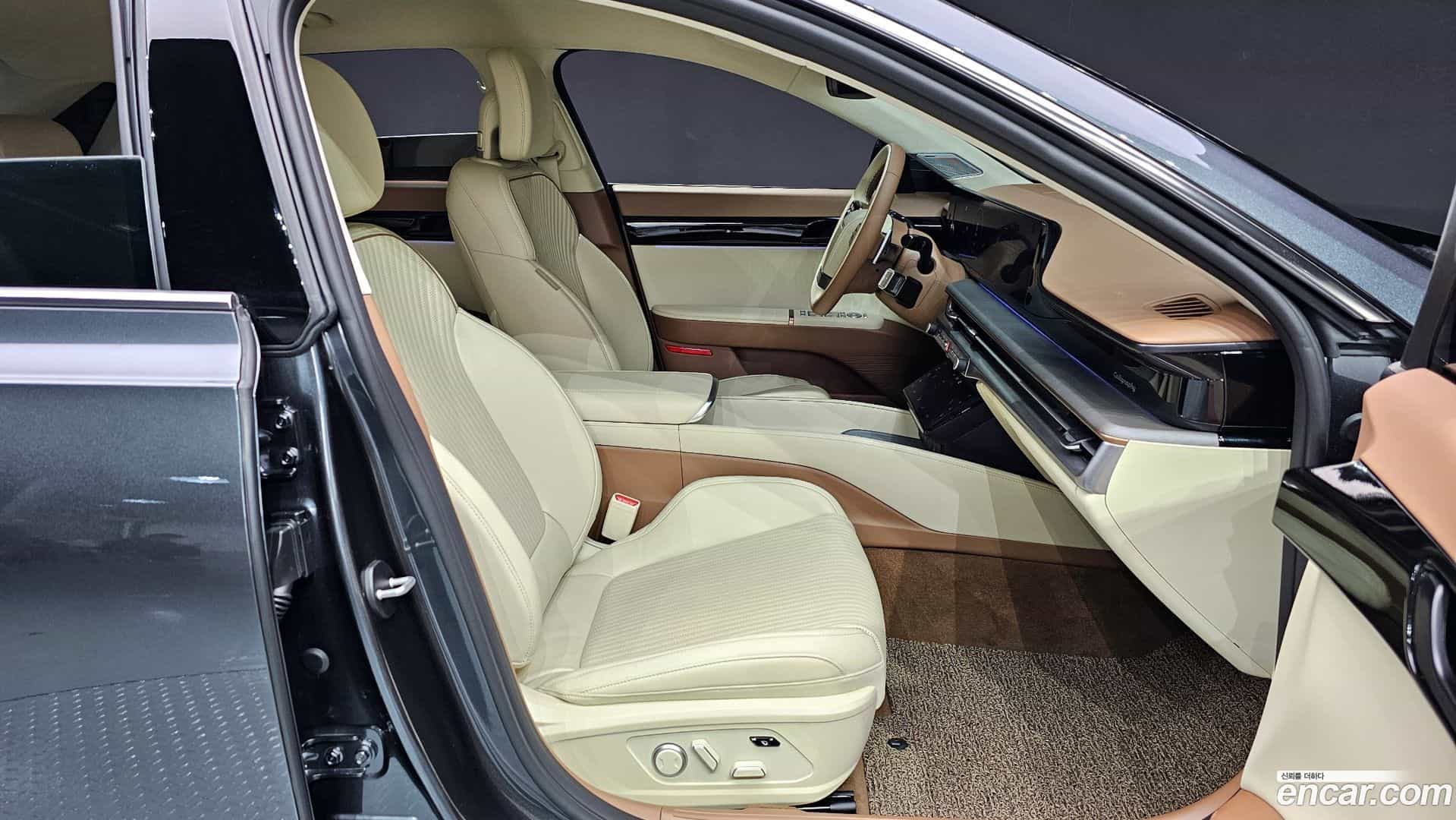 Grandeur Hyundai 2023.11-OPTION-023
