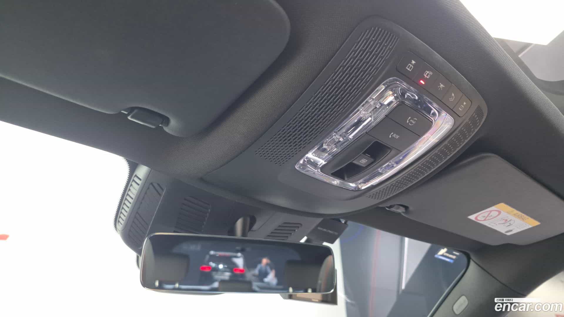 GLB-Class Mercedes-Benz 2022.2-OPTION-040