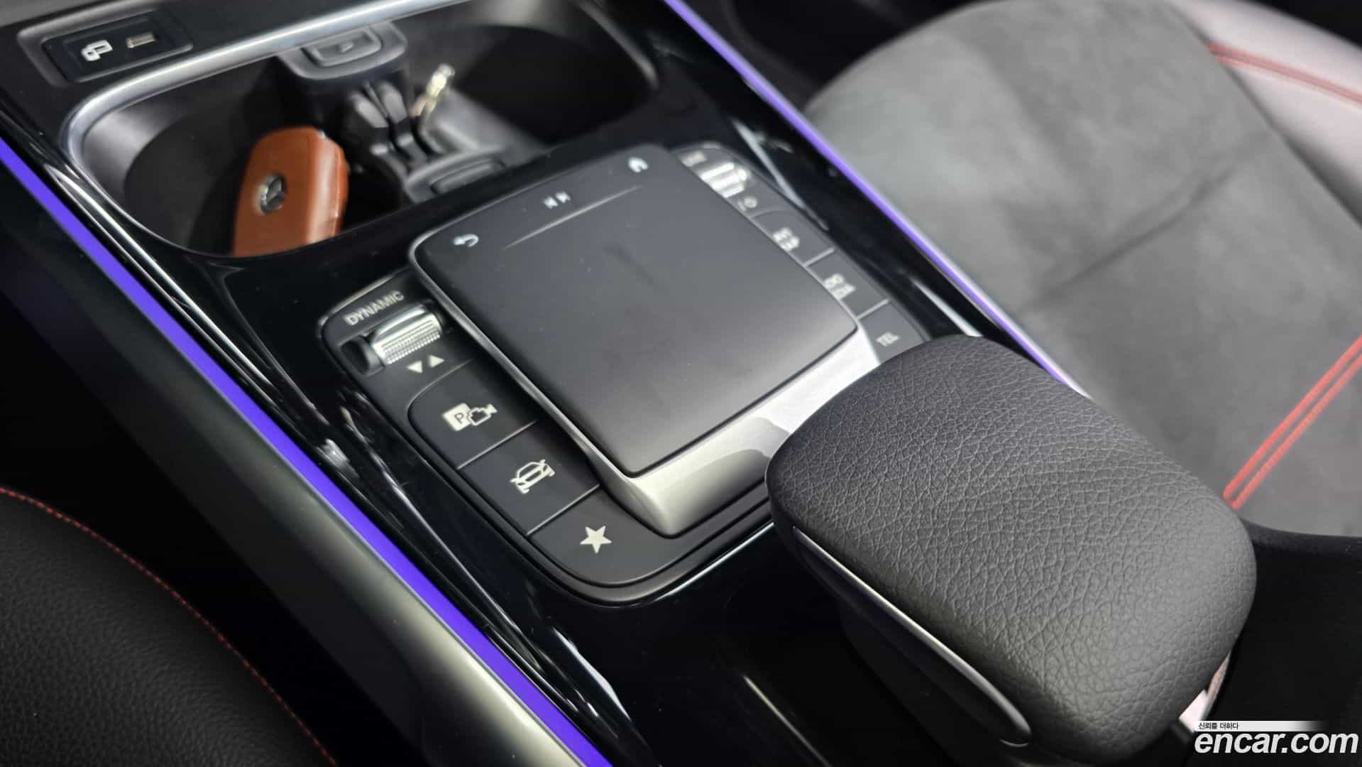 GLB-Class Mercedes-Benz 2022.2-OPTION-041