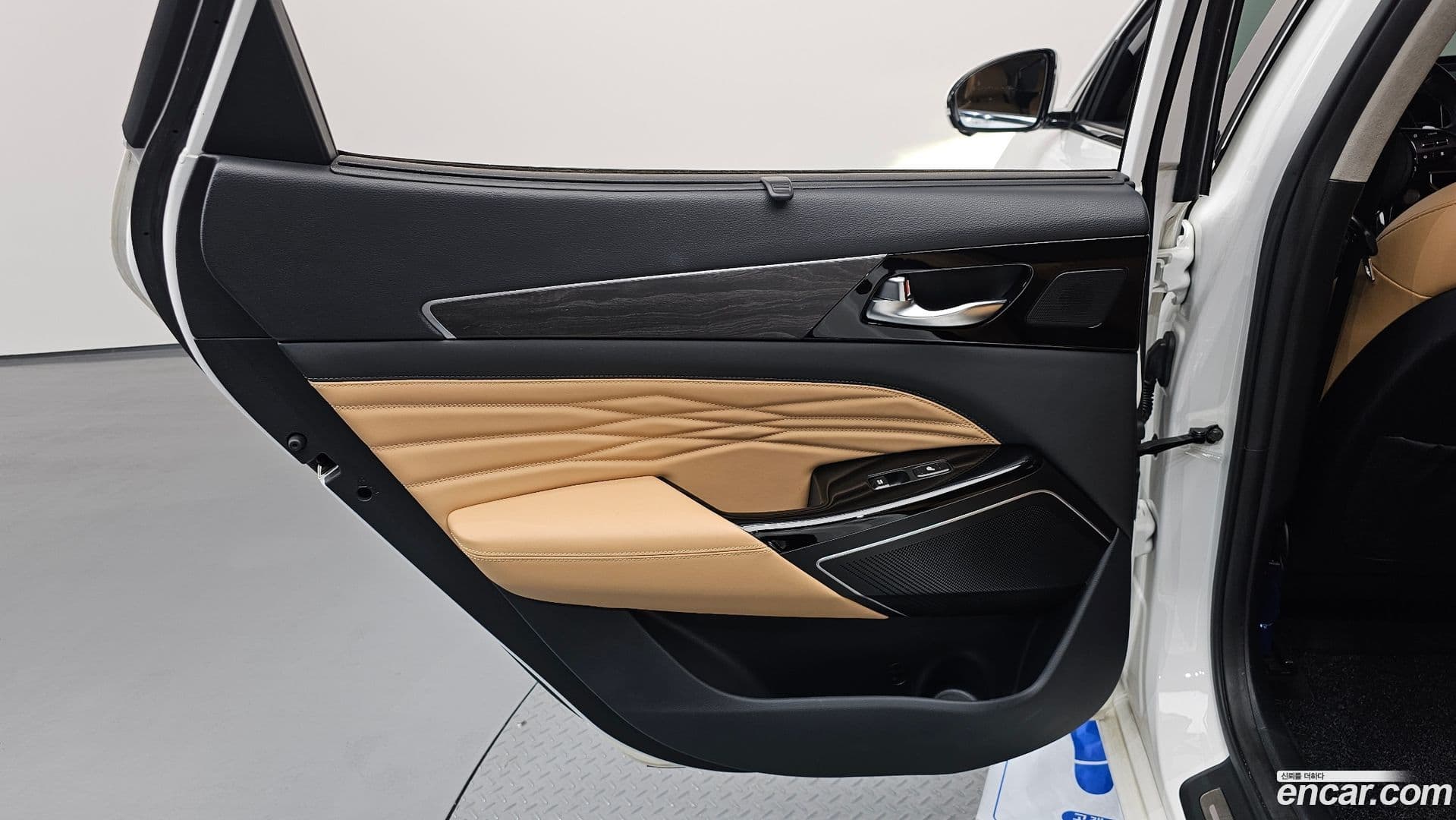 Main__Slider__Photo:K7 Kia 2020.5-24