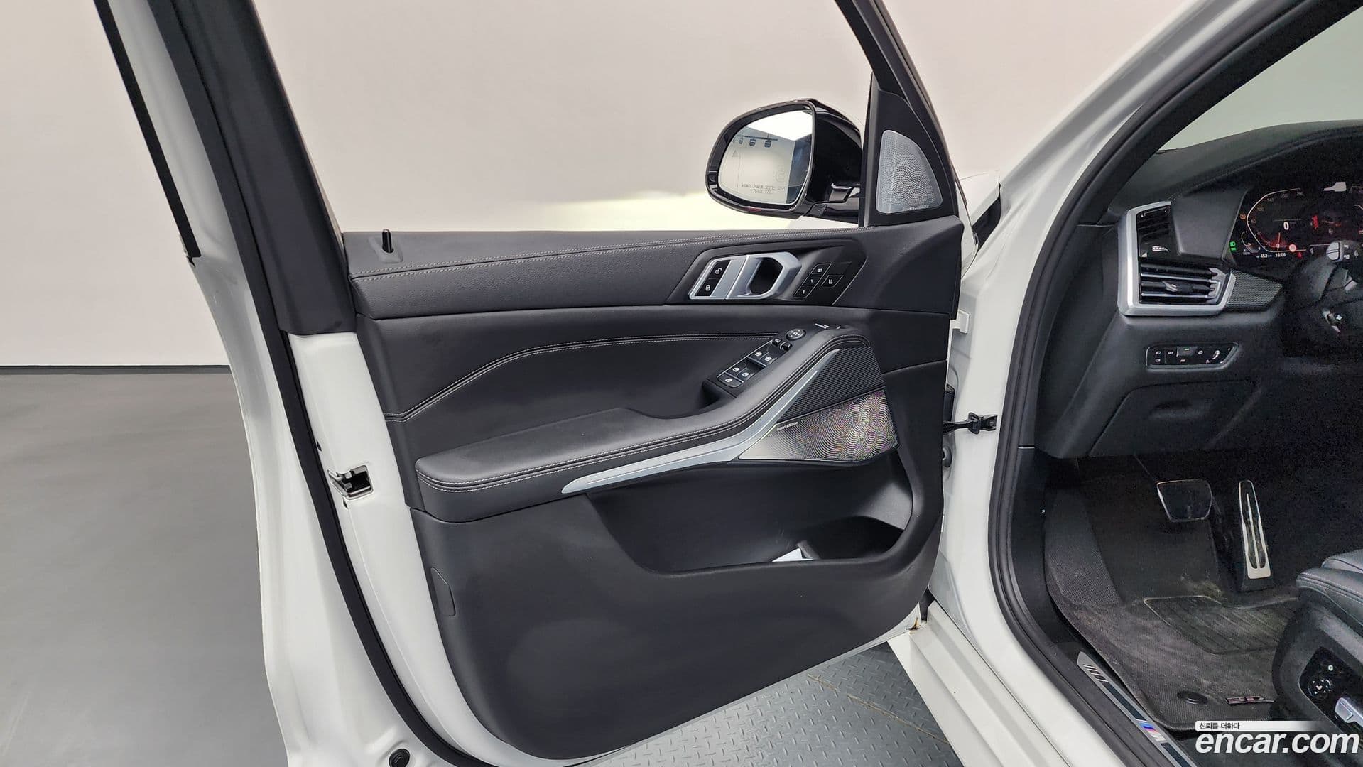 Main__Slider__Photo:X5 BMW 2021.8-23