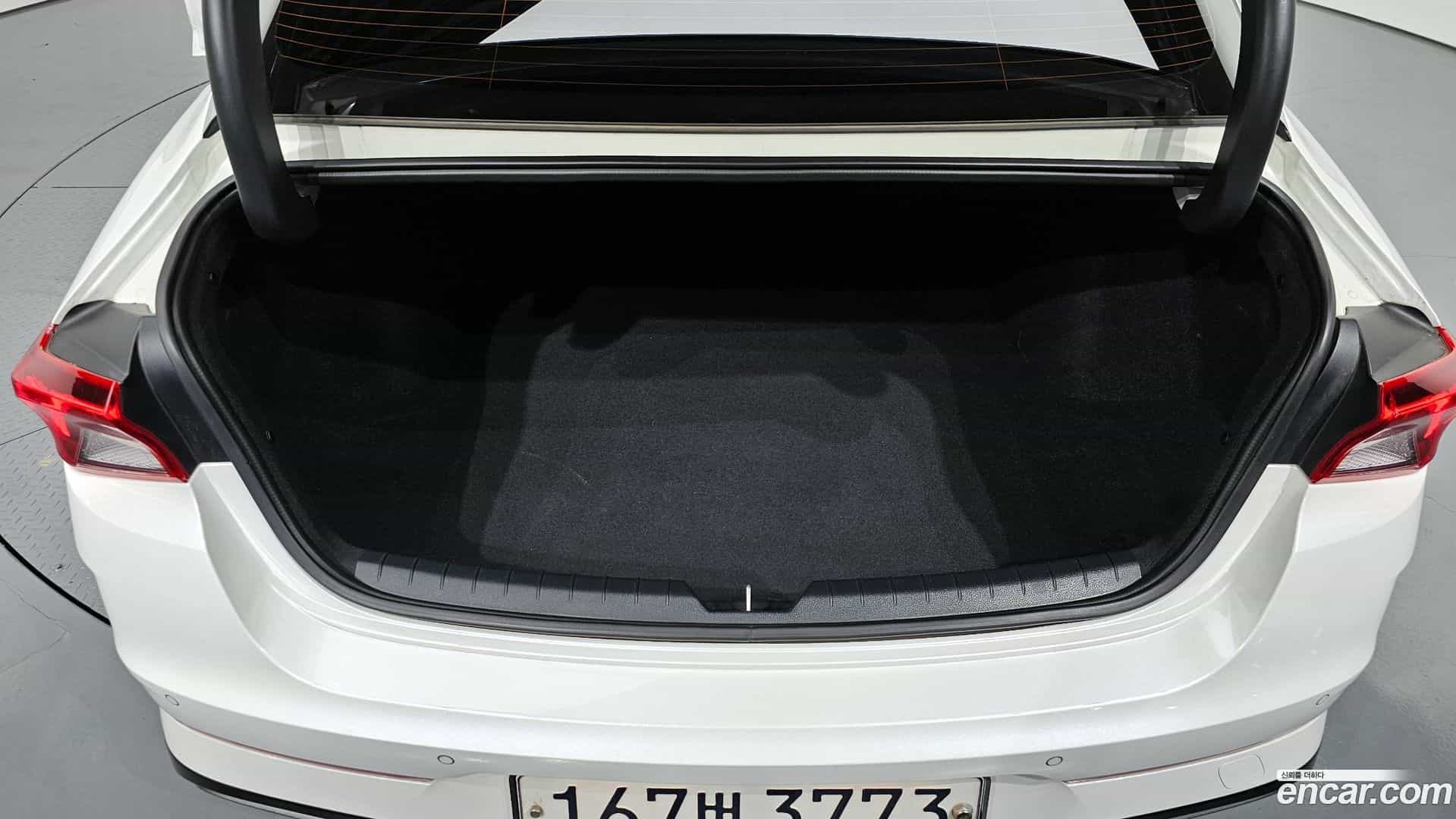K5 Kia 2021.0-OPTION-024