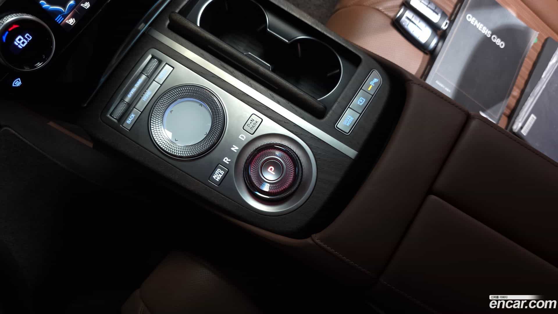 G80 Genesis 2022.2-INNER-009