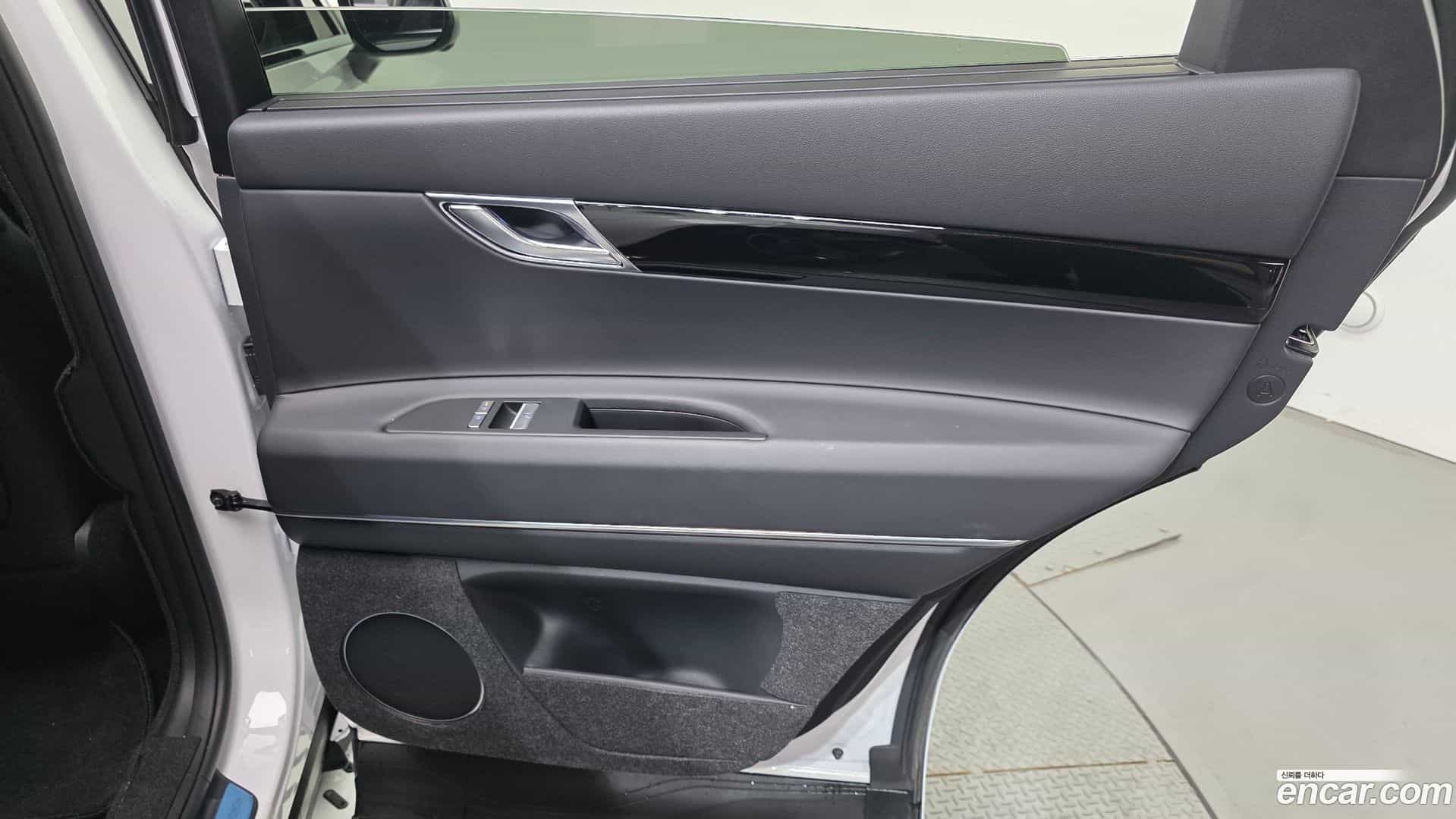 GV80 Genesis 2024.8-INNER-035