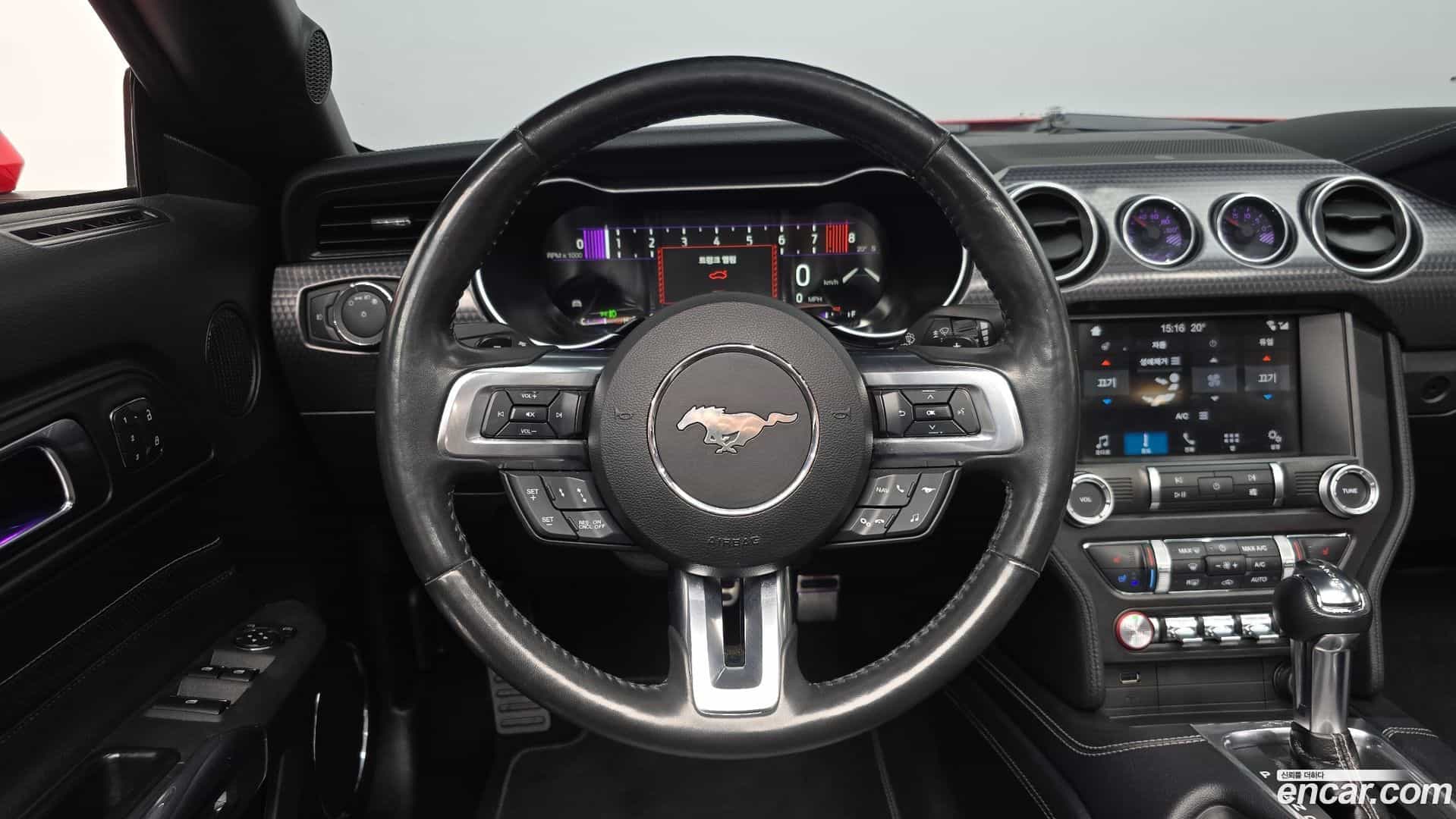 Mustang Ford 2019.4-OPTION-017