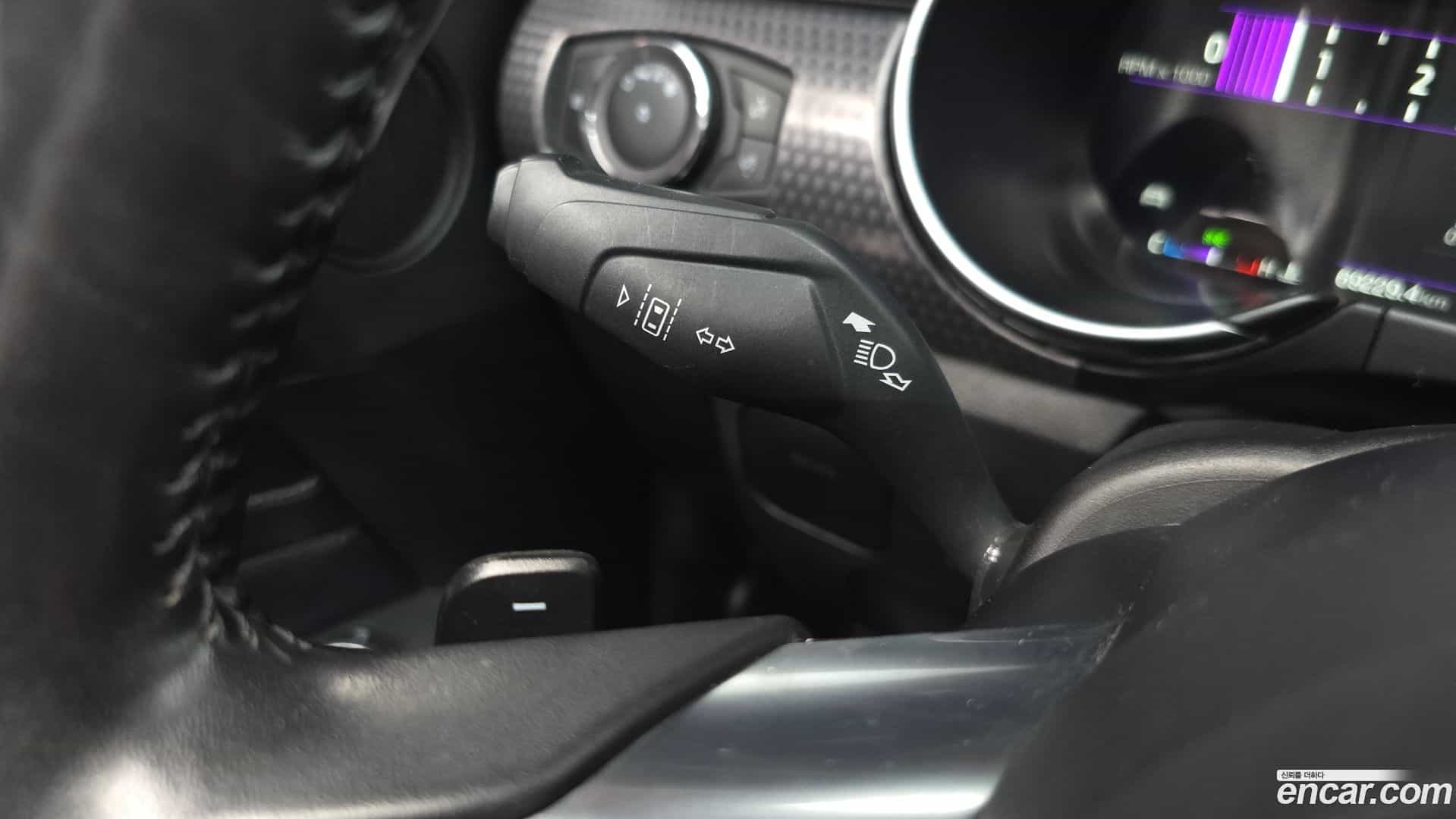 Mustang Ford 2019.4-OPTION-022