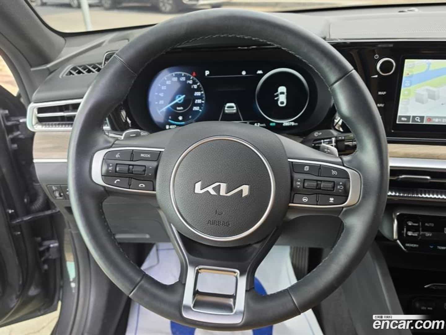 K5 Kia 2023.8-OPTION-016