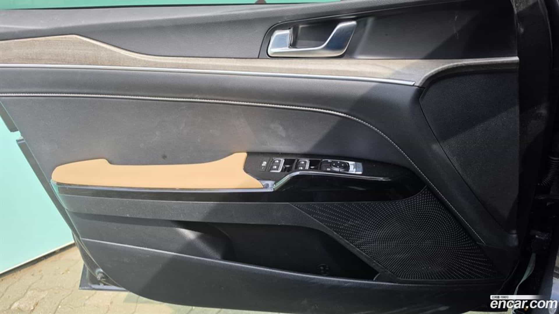K5 Kia 2023.8-OPTION-019