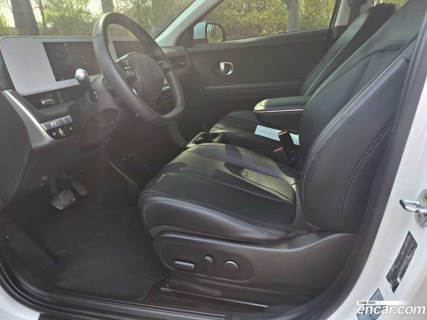 Ioniq5 Hyundai 2022.0-INNER-010