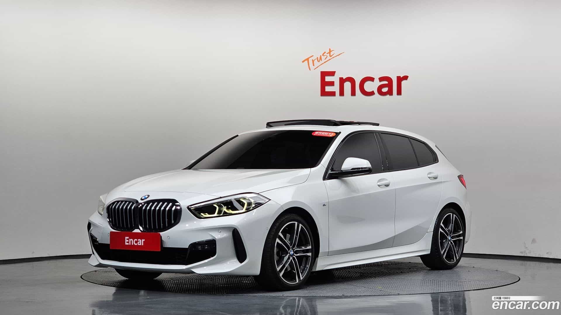 1-Series BMW 2021.2-THUMBNAIL-011