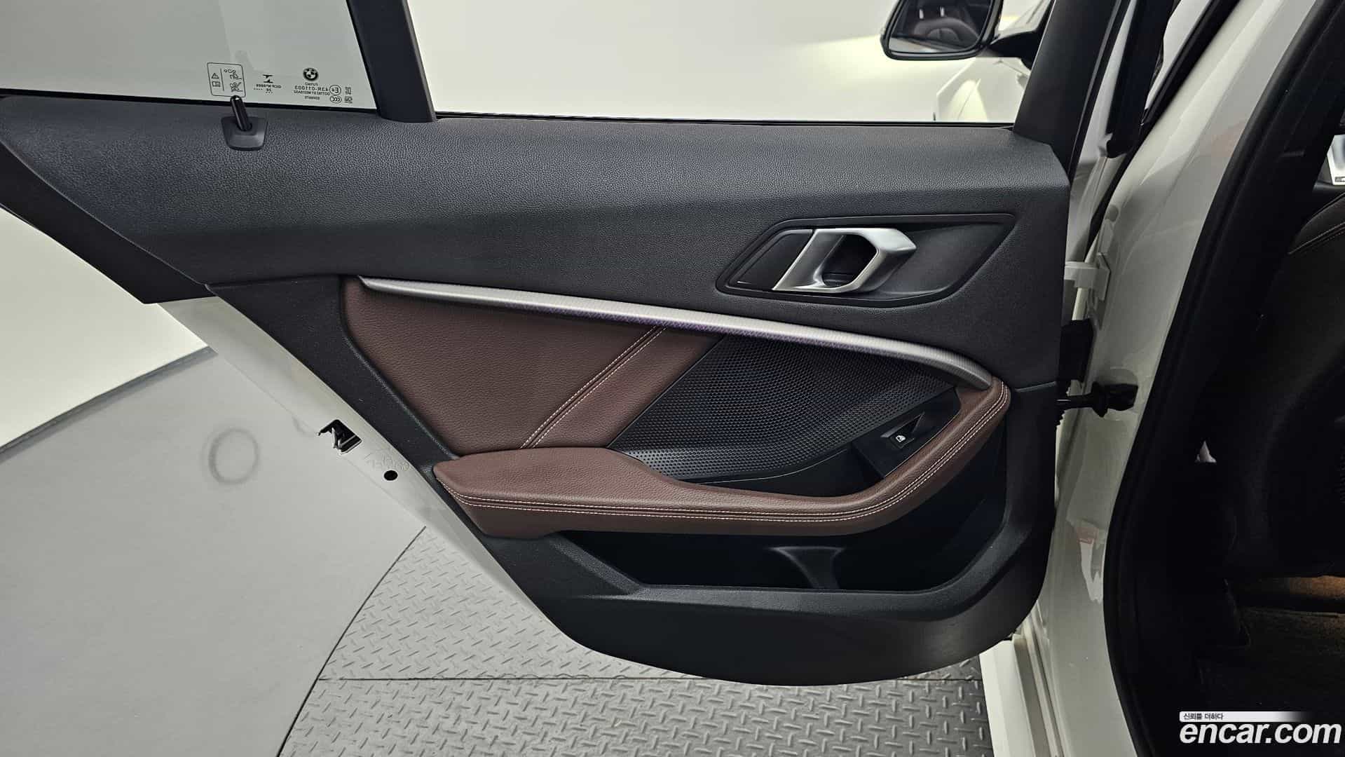 1-Series BMW 2021.2-INNER-035