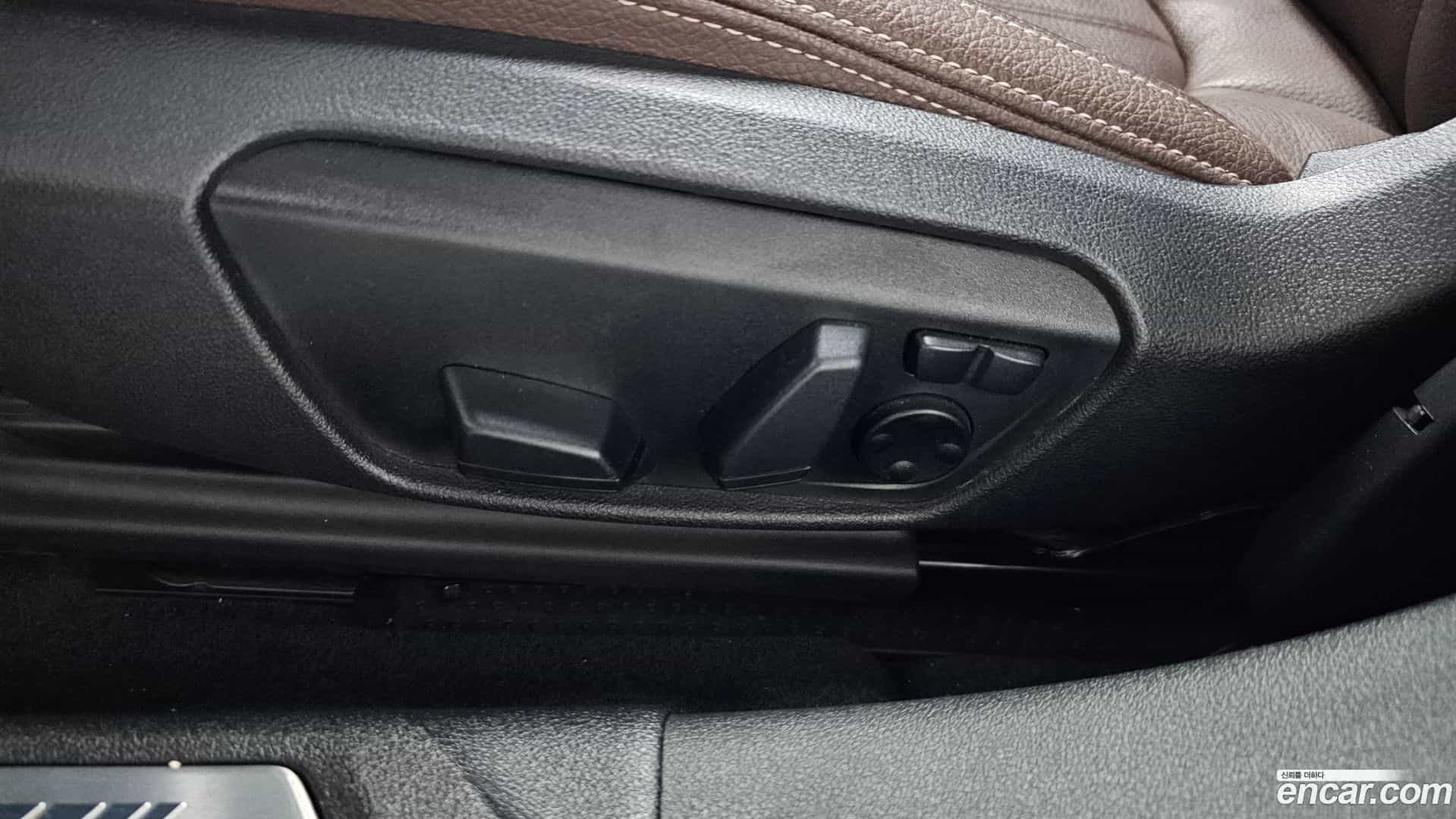 1-Series BMW 2021.2-OPTION-048