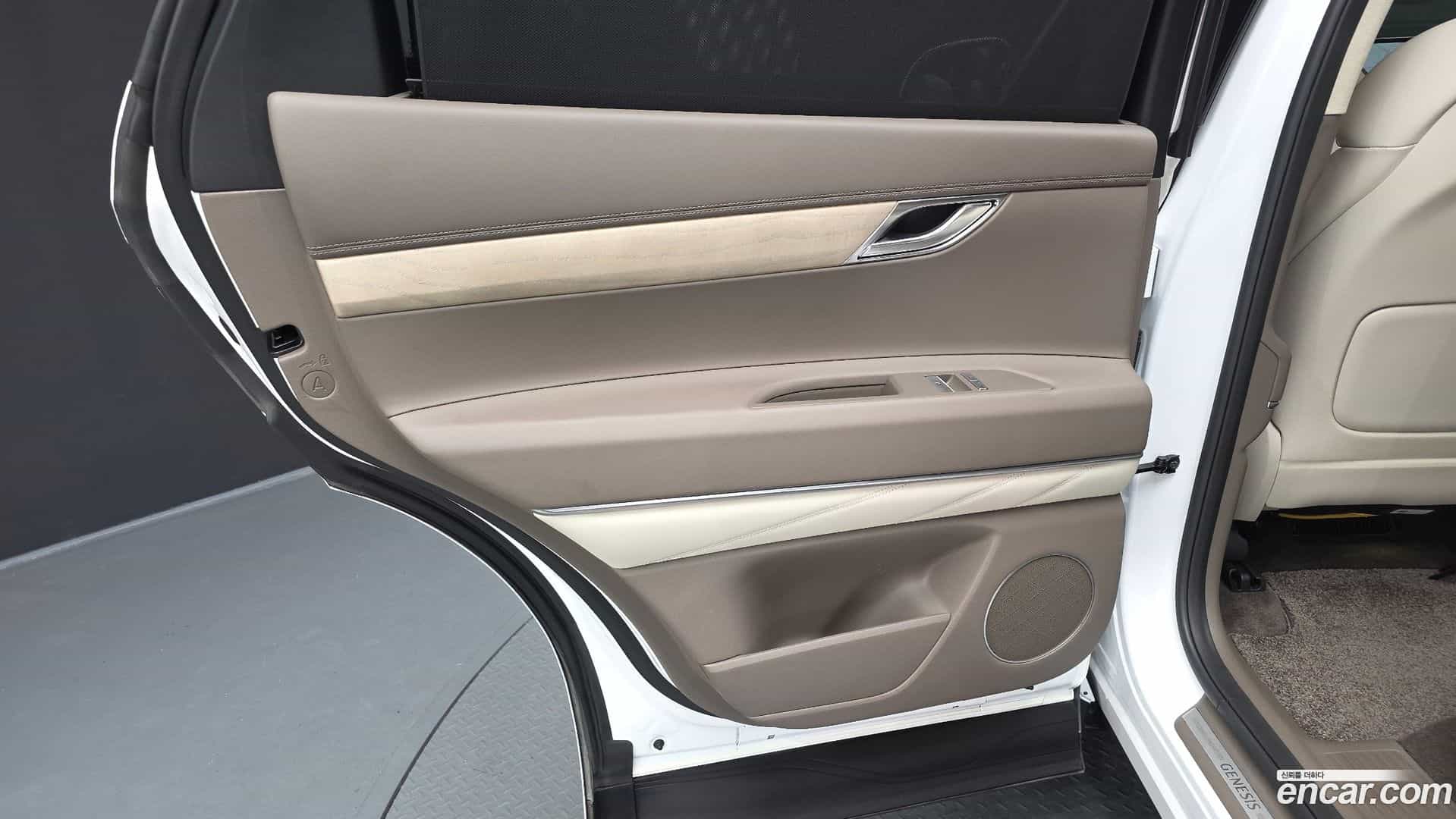 GV80 Genesis 2023.7-INNER-035