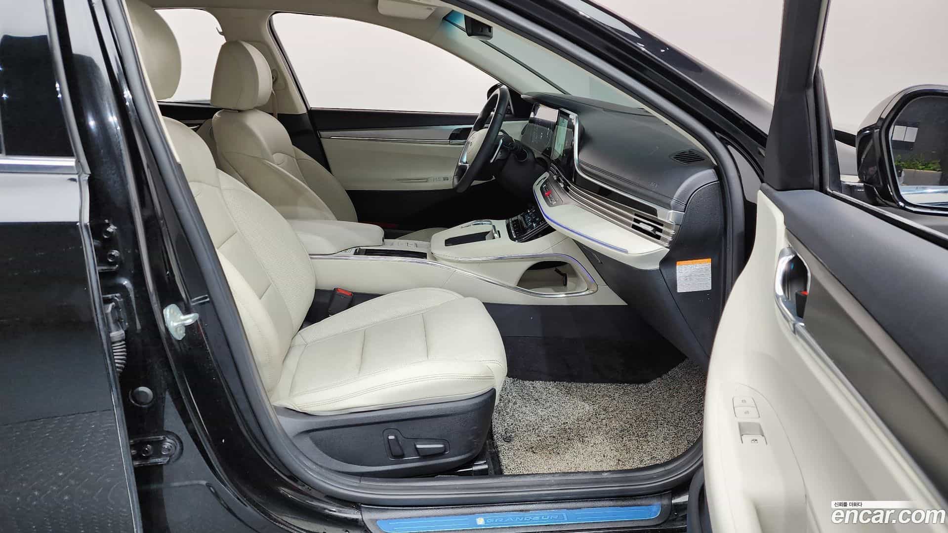 Grandeur Hyundai 2022.3-OPTION-015