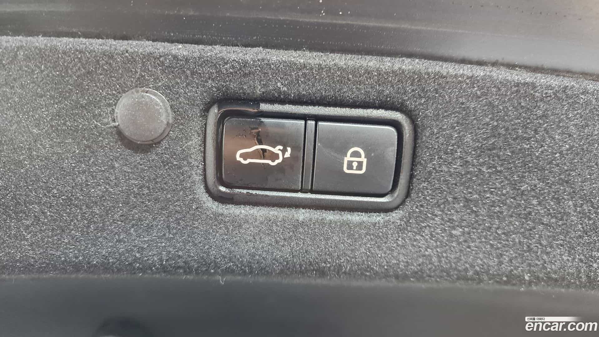 Grandeur Hyundai 2022.3-OPTION-024