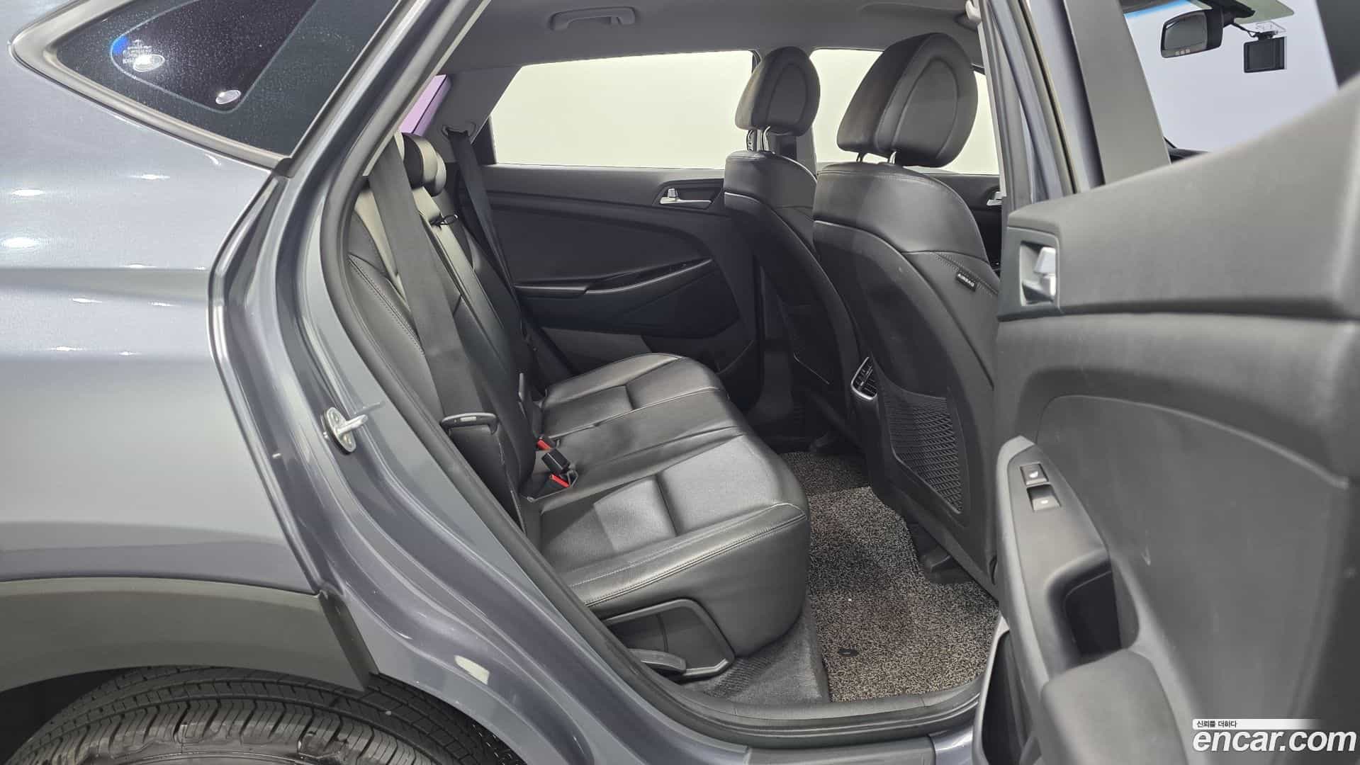 Tucson Hyundai 2016.7-OPTION-015