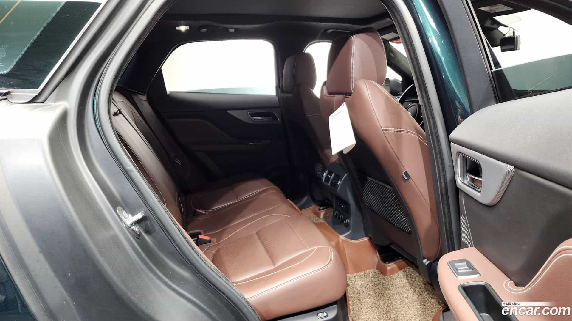 F-PACE Jaguar 2017.5-OPTION-015