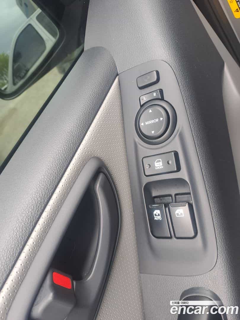 Starex Hyundai 2020.9-OPTION-019