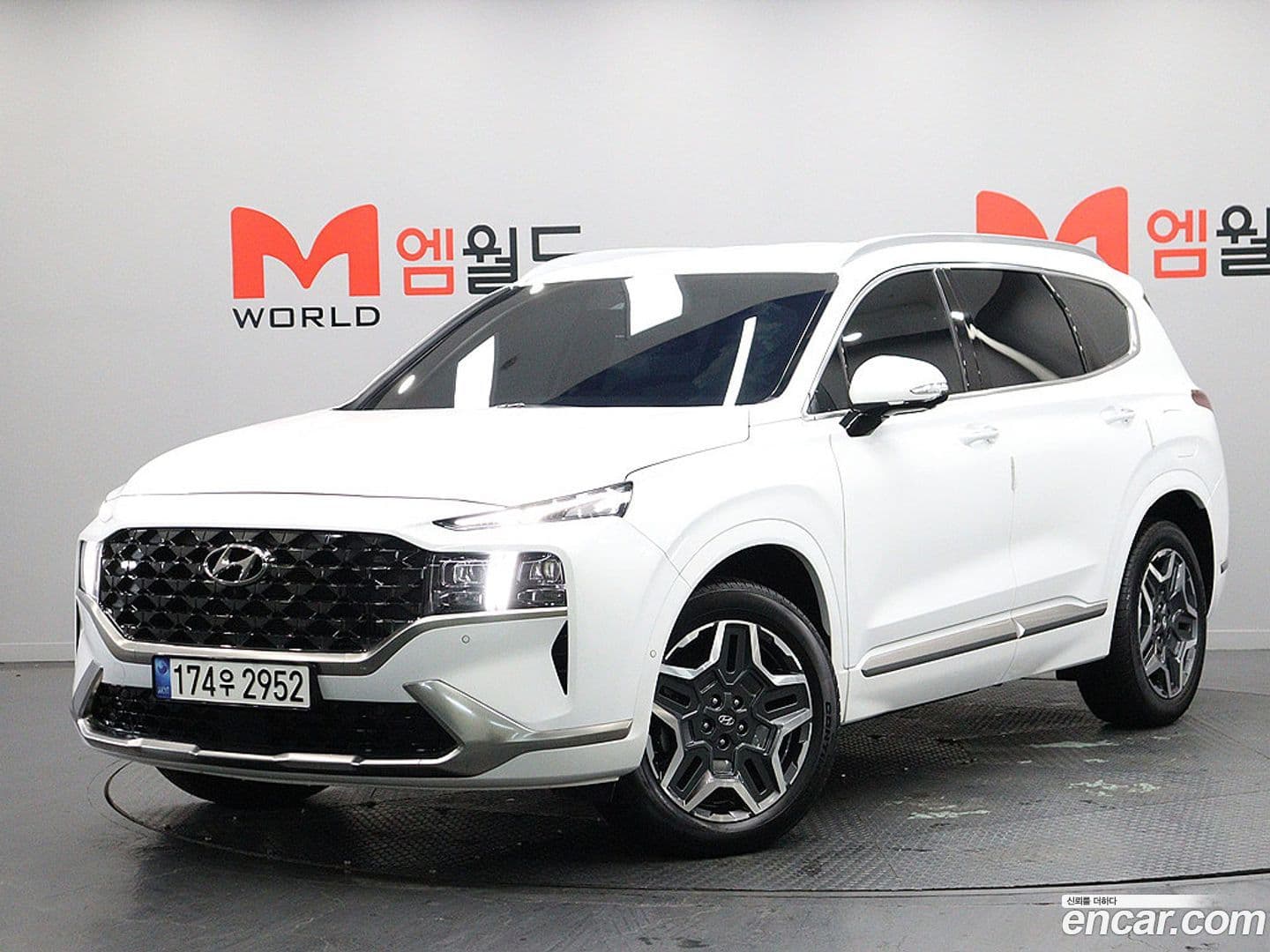 Main__Slider__Photo:Santafe Hyundai 2021.9-0