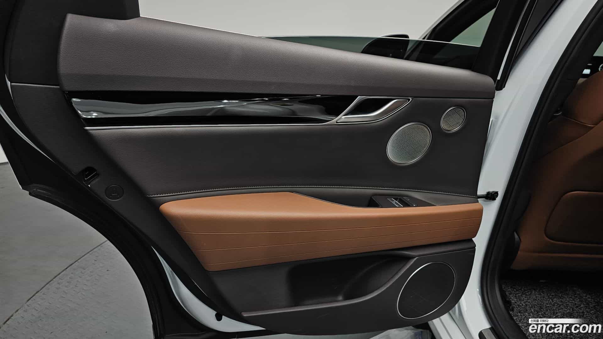 G80 Genesis 2020.6-INNER-035