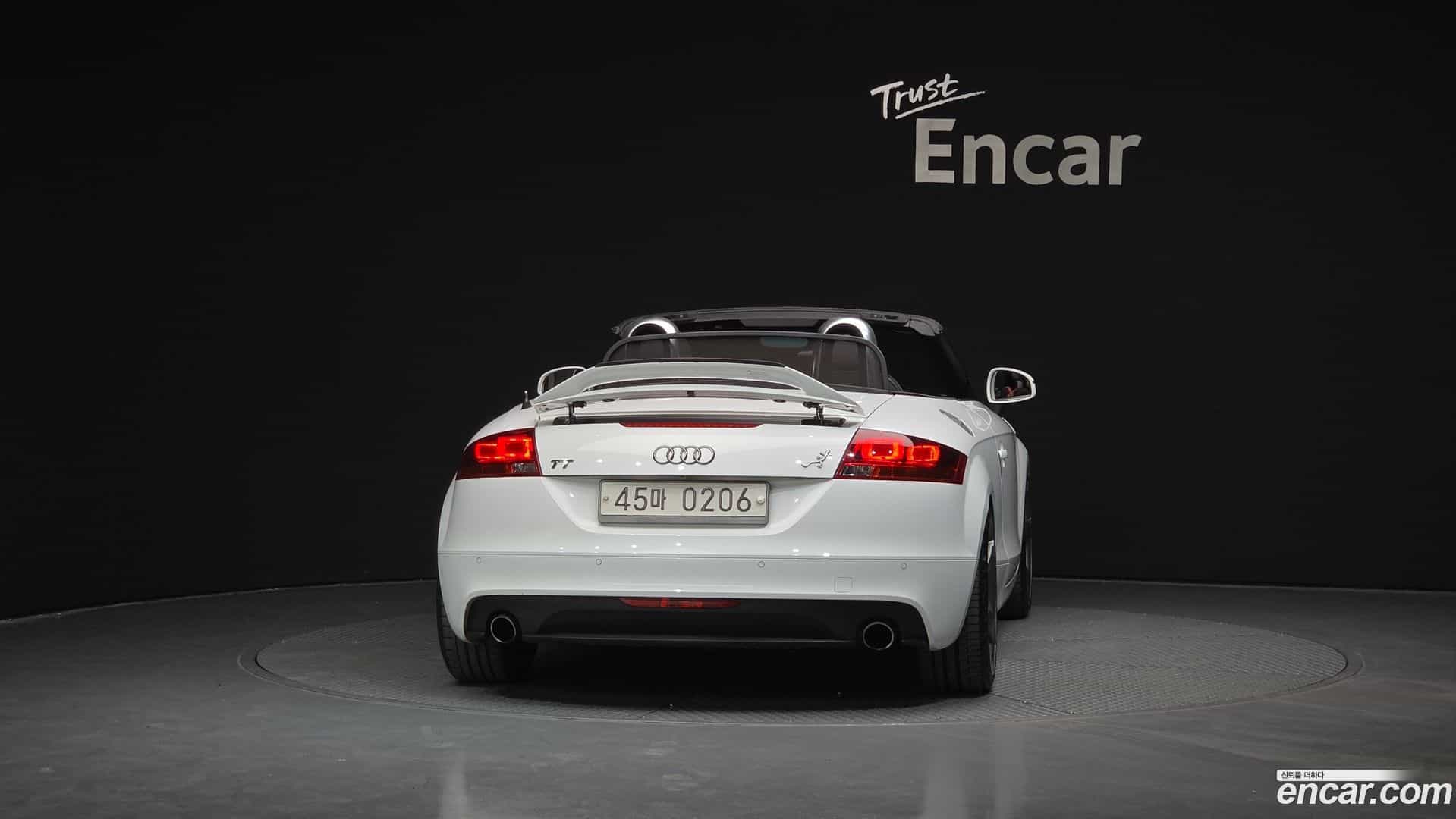 TT Audi 2012.11-OUTER-004